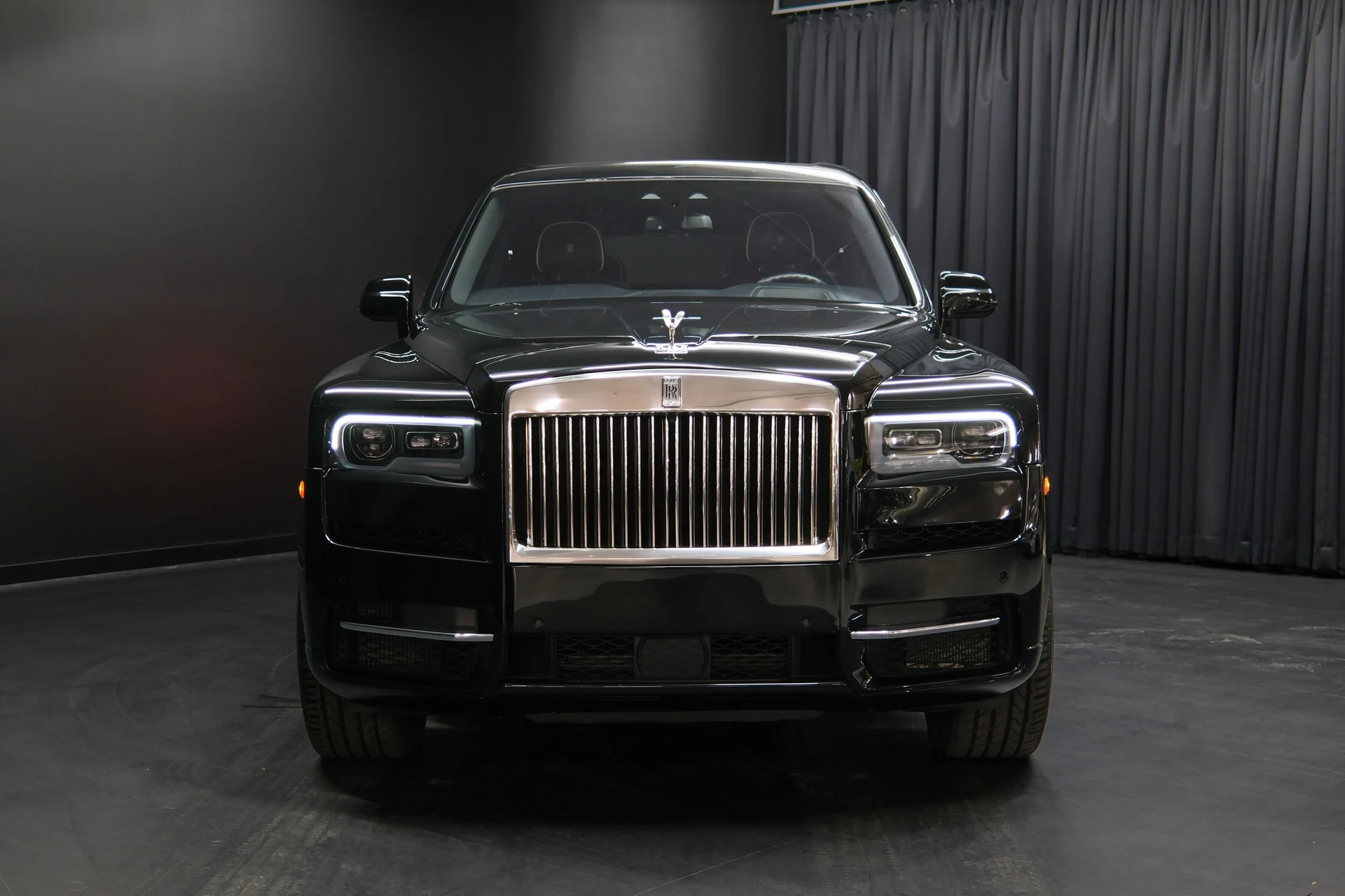 mph009_266972571_ebb2b3b7_2e45_4281_937c_70702a19e084_4889067915