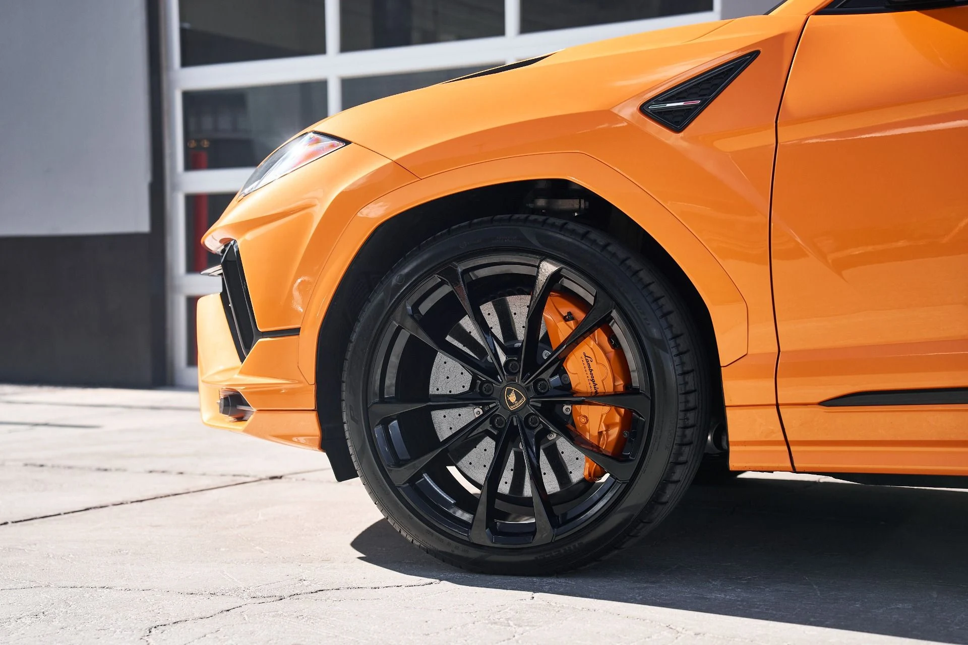 mph009_2676278743_Used_2023_Lamborghini_Urus_S_1747338722_053b15919f