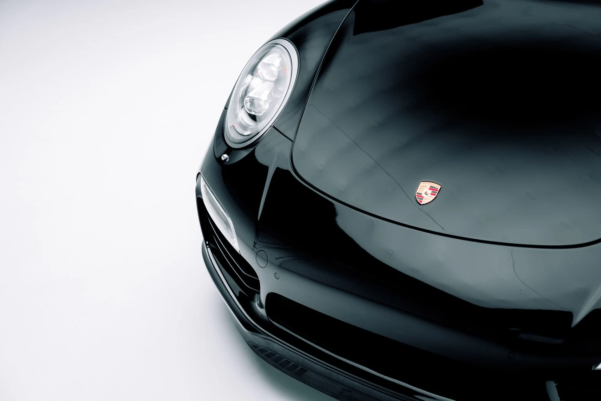 mph009_2676365133_Used_2014_Porsche_911_Turbo_S_1764615222_c4192bc315