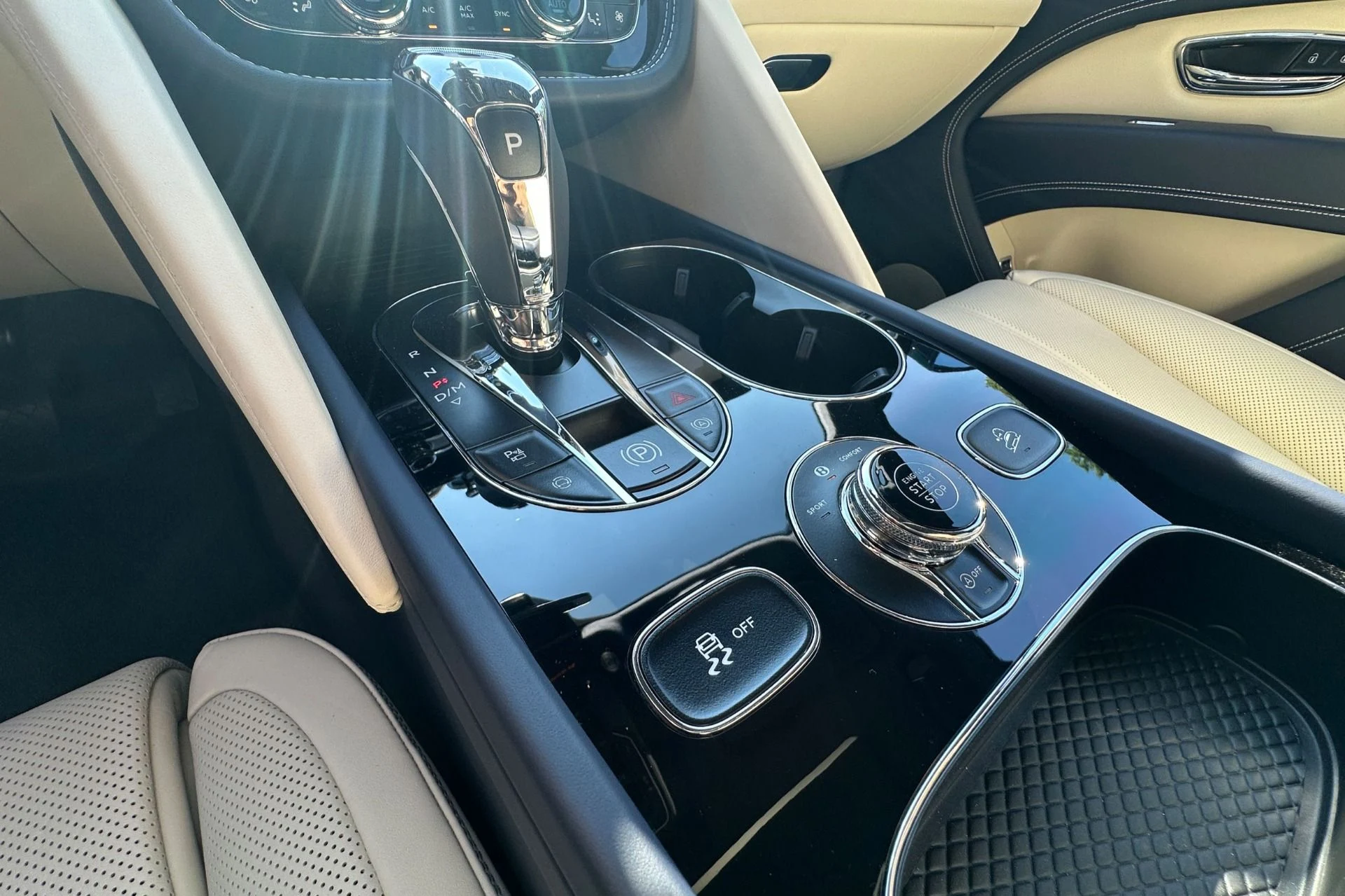 mph009_2679397101_New_2026_Bentley_Bentayga_V8_1783695010_81d237475f