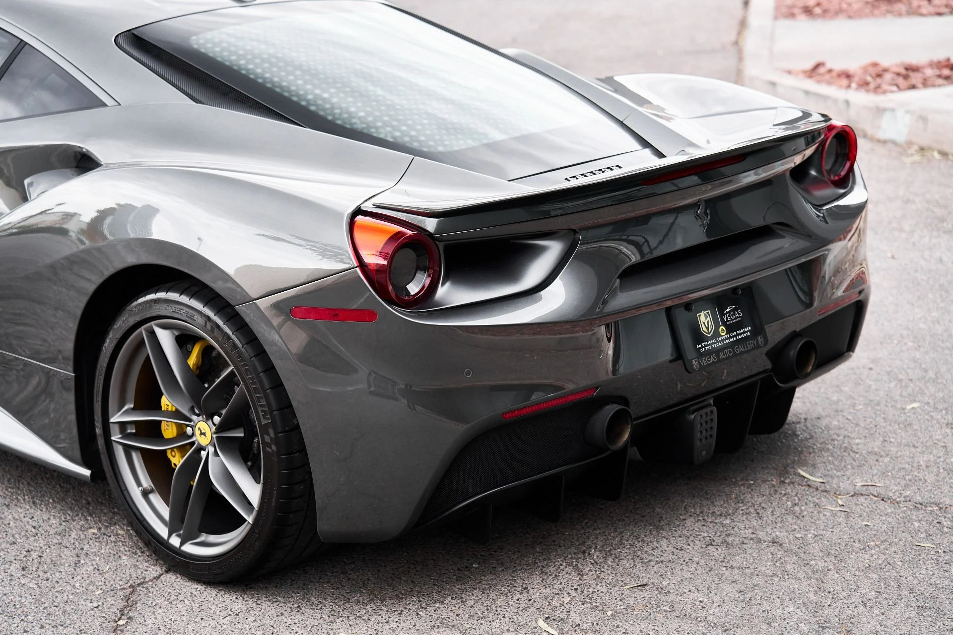 mph009_2679764278_Used_2016_Ferrari_488_GTB_Base_1755995705_3555b79c70