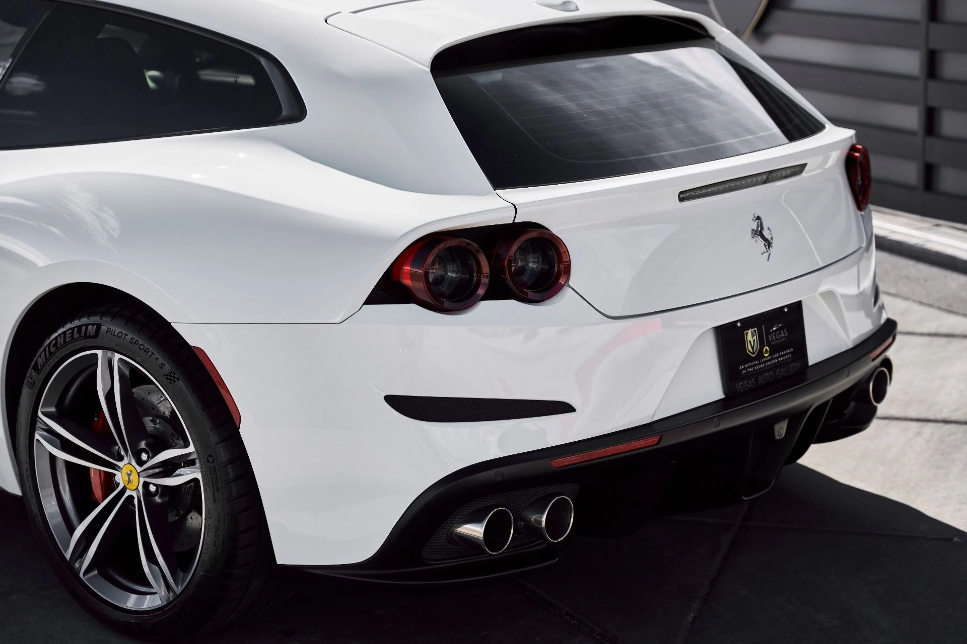 mph009_2683420499_Used_2019_Ferrari_GTC_4_Lusso_V12_1771467674_96cb6bc878