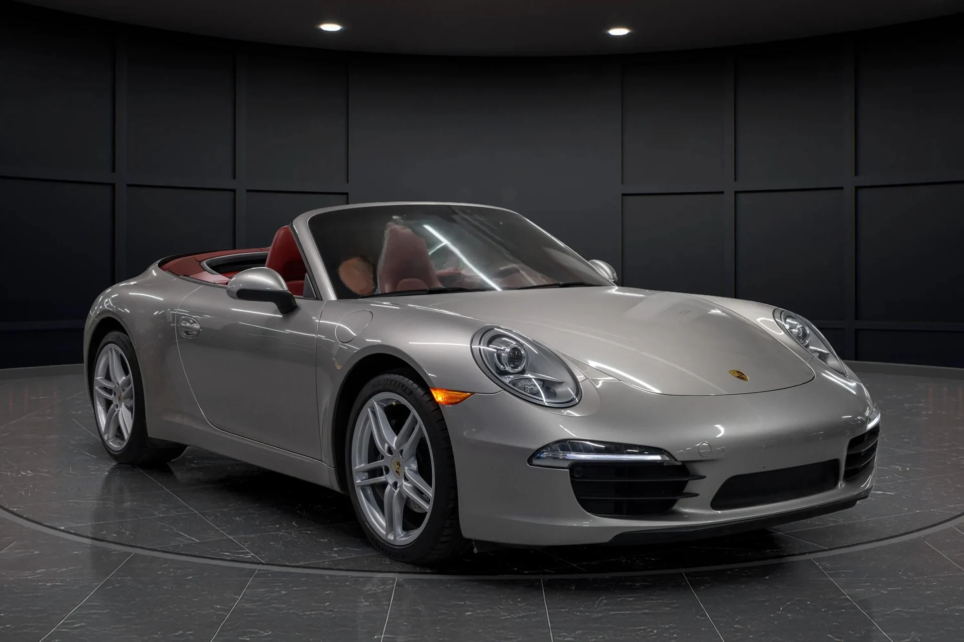 mph009_2694605677_93c56ab4_f1c2_4f78_90bf_a7038fd20a48_201220_Porsche2091120_Carrera2028_WP_0_CA_2_A96_CS_14062929_9_8dded7641a