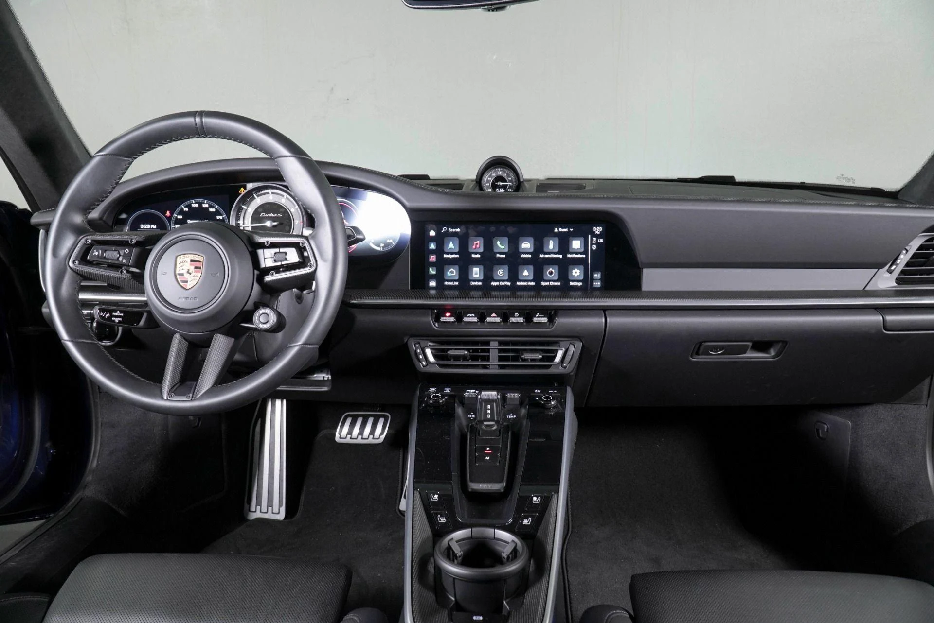 mph009_2698611891_Used_2022_Porsche_911_Turbo_S_1779956657_a711078065