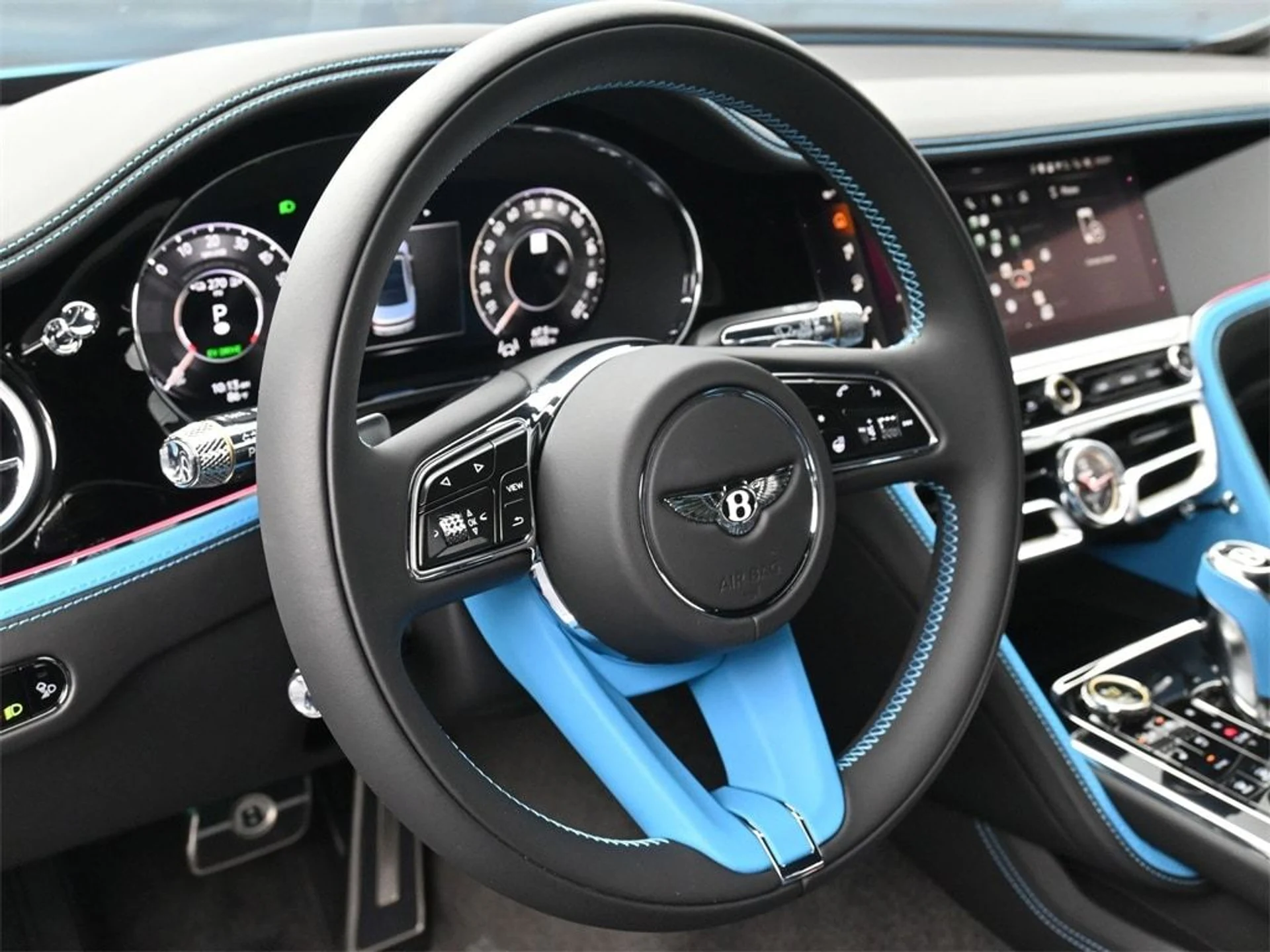 mph009_2704769281_558ab780b4a8cdfbc9c300ed03bb2321x_d91302686e