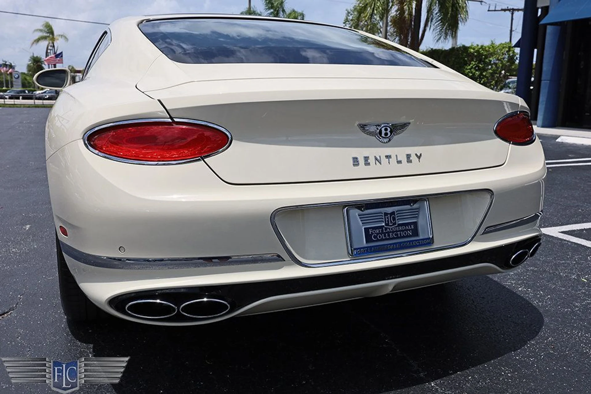 mph009_2708236796_used_2023_bentley_continental_gtv8coupe_6305_23035388_10_1024_6055fe5df2