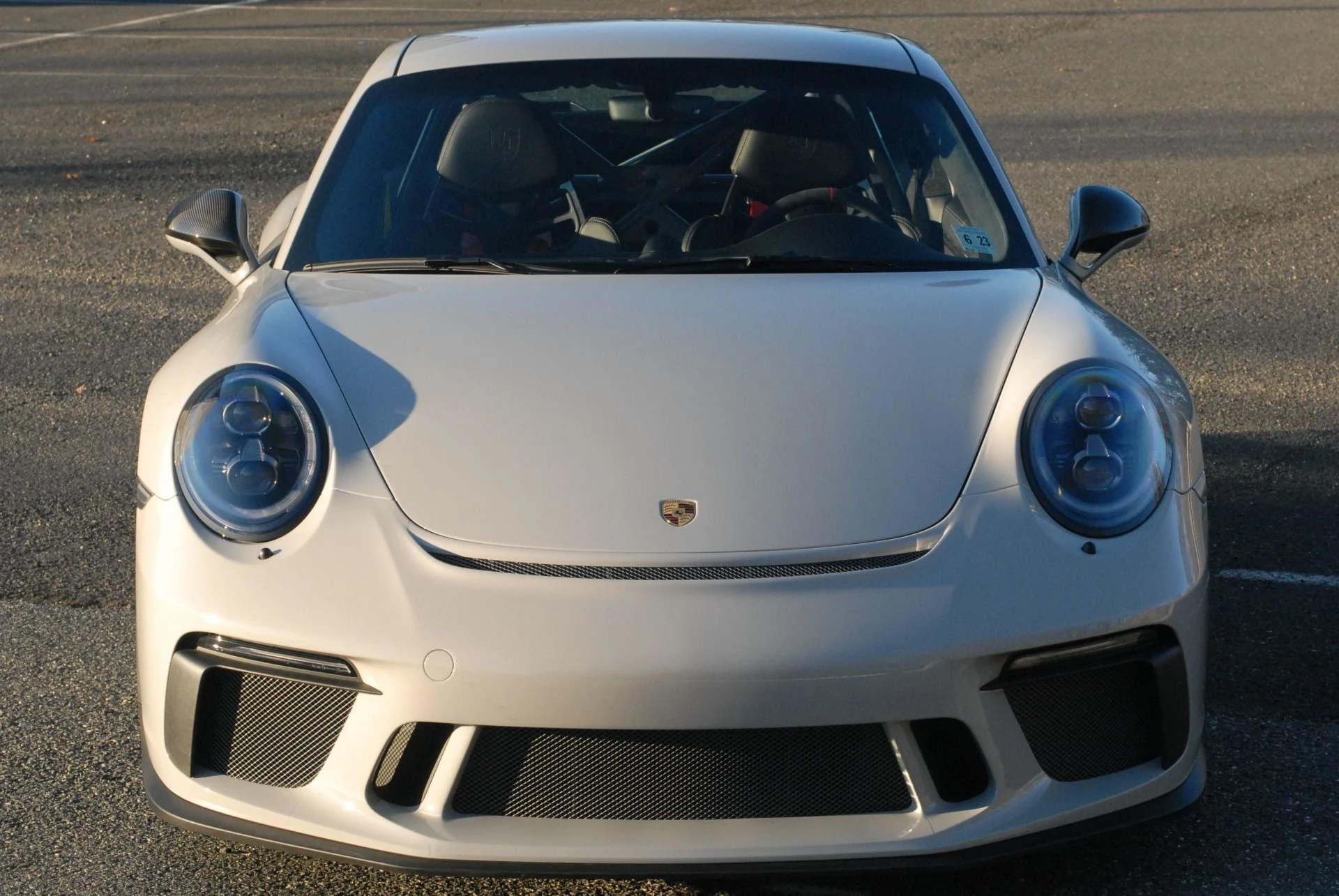 mph009_2722339505_Used_2018_Porsche_911_GT_3_1764615089_c391a72696