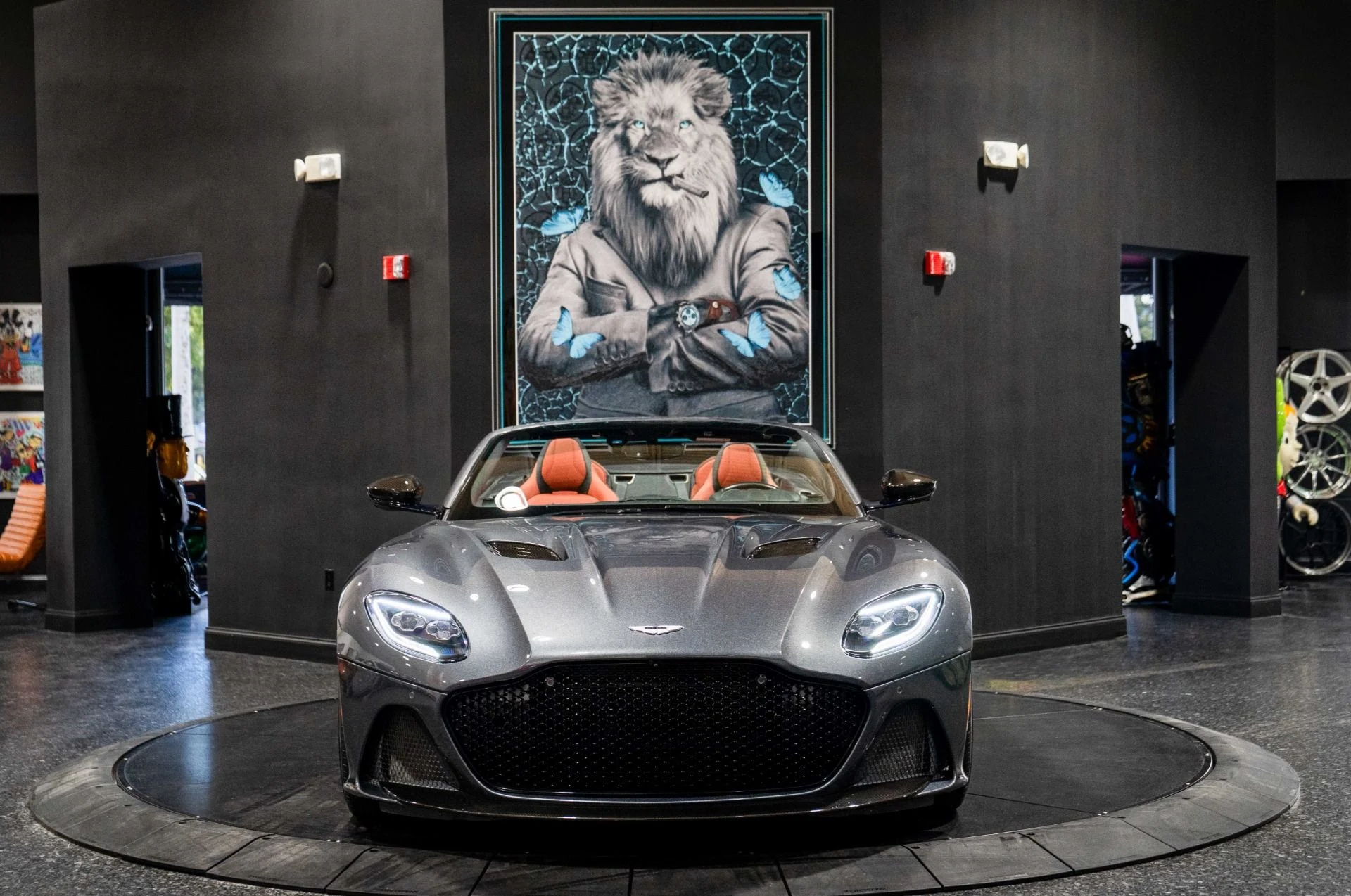 mph009_2737937892_Used_2020_Aston_Martin_DBS_Superleggera_1767994739_1a8d4fbe3c