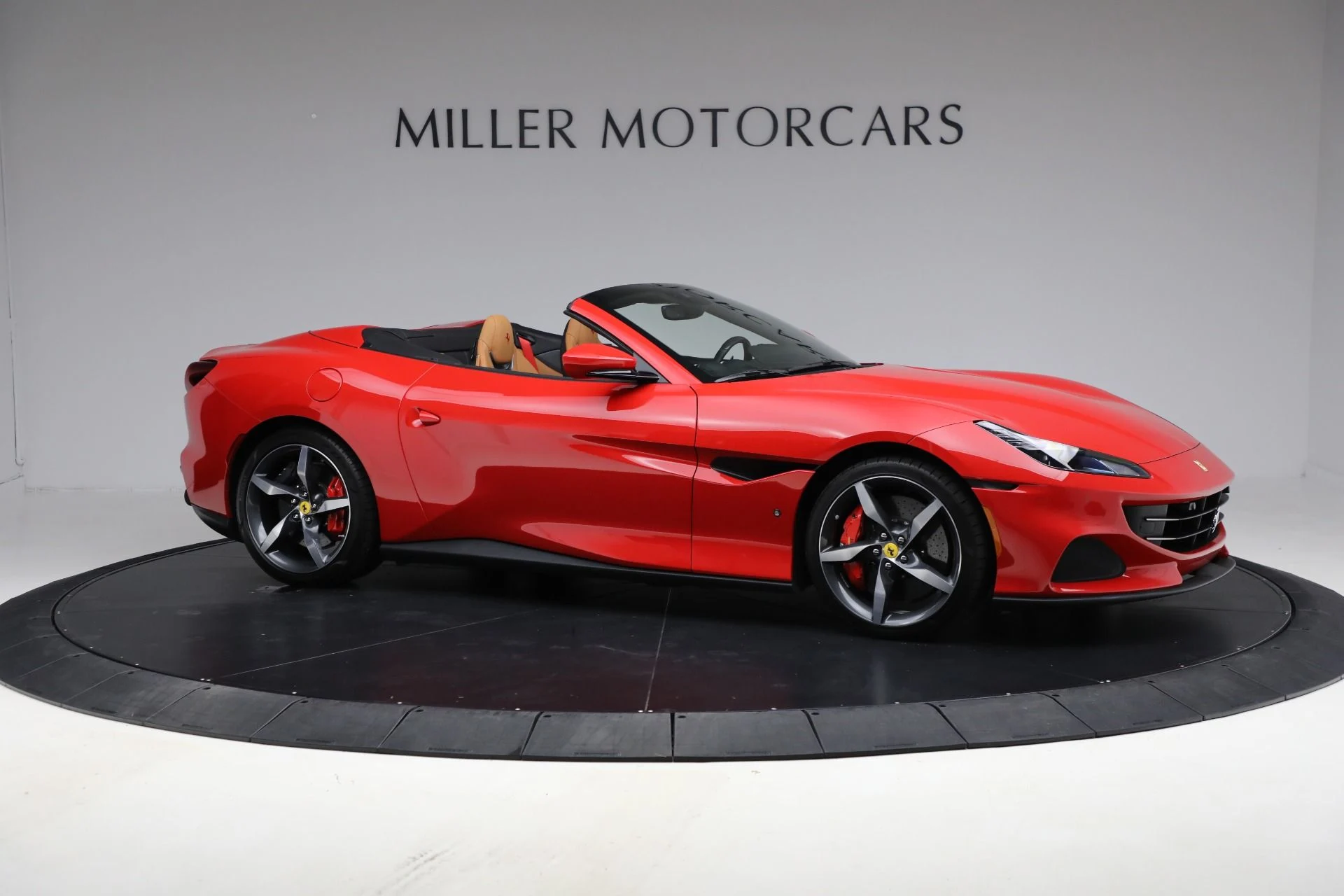 mph009_2745282634_Used_2022_Ferrari_Portofino_M_bc796b89ec