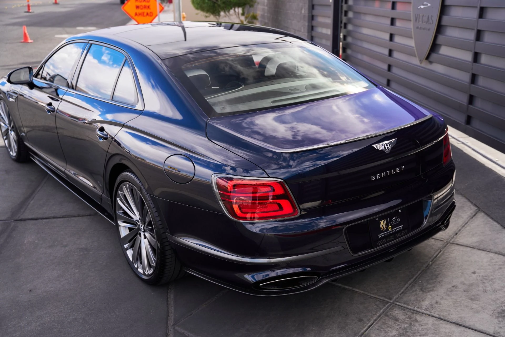 mph009_2745977580_Used_2025_Bentley_Flying_Spur_Speed_1793037770_af19e0130e