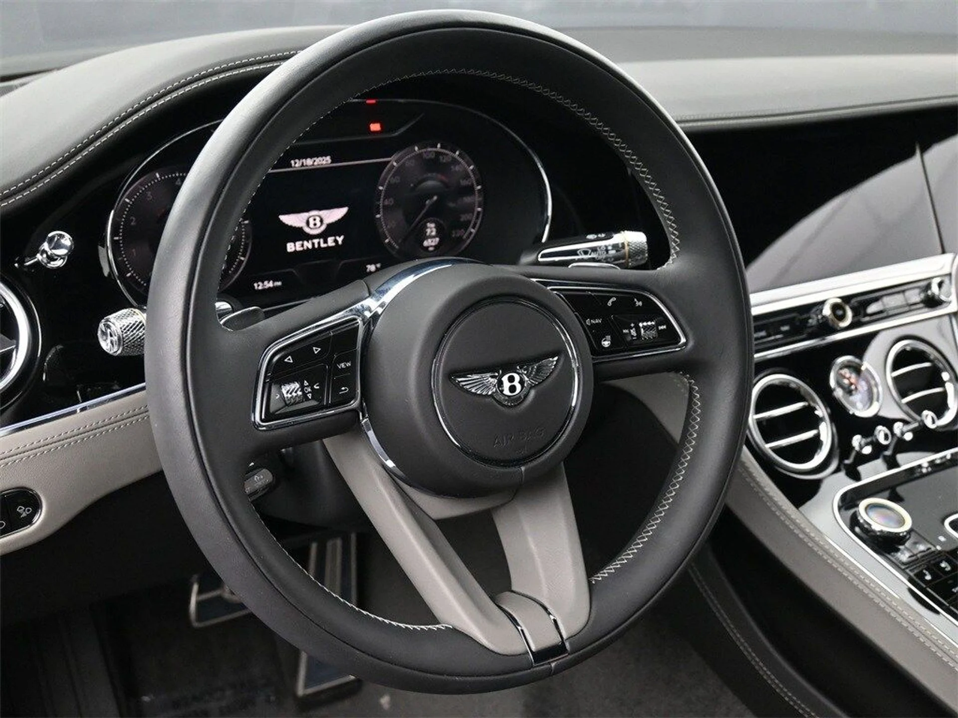 mph009_2747280237_7b505d08b79684ea7225b9df49215656x_4914e34d4d