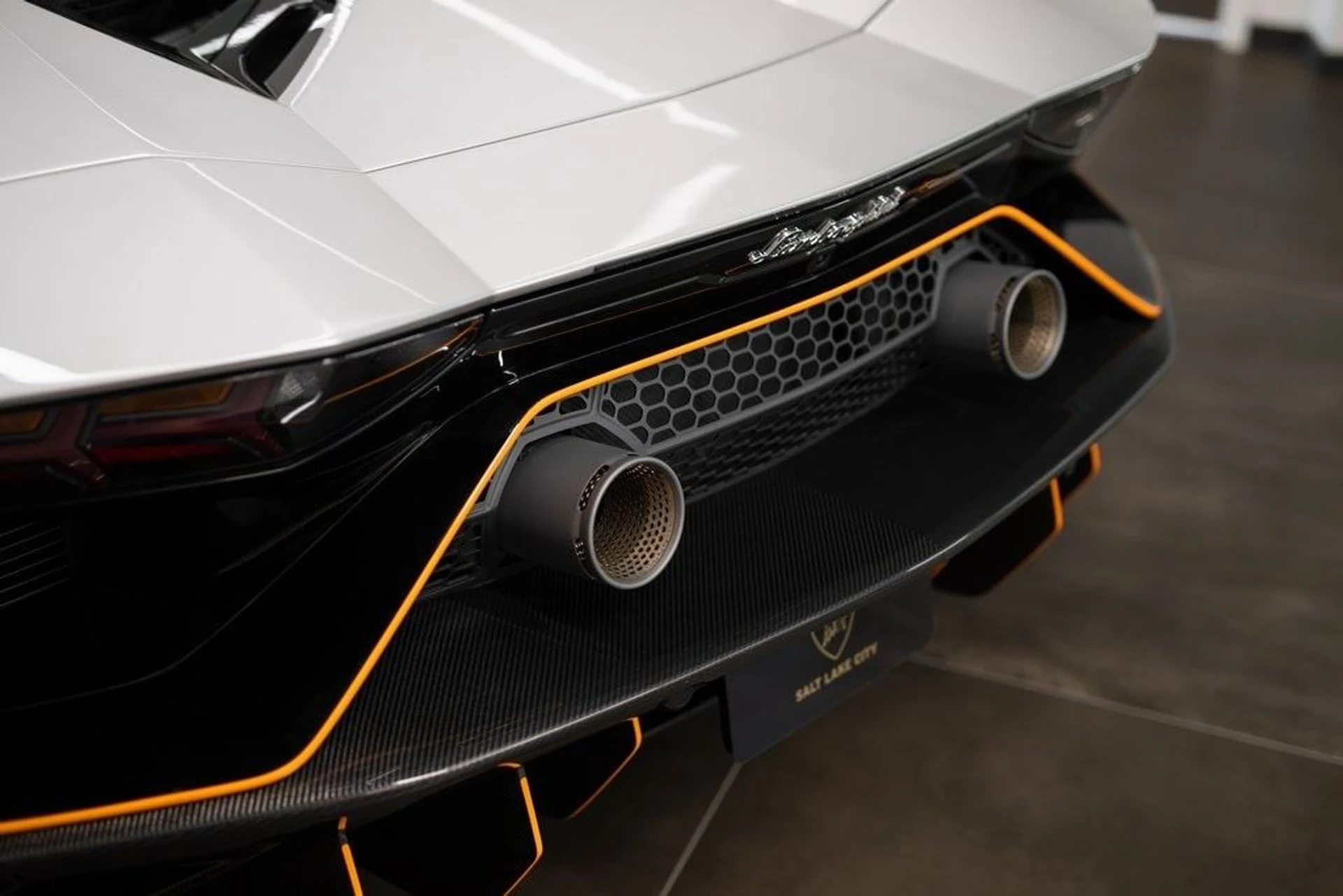 mph009_2755225259_6edfca07670a55c4ac684a3d37db47dfx_eceb5df263