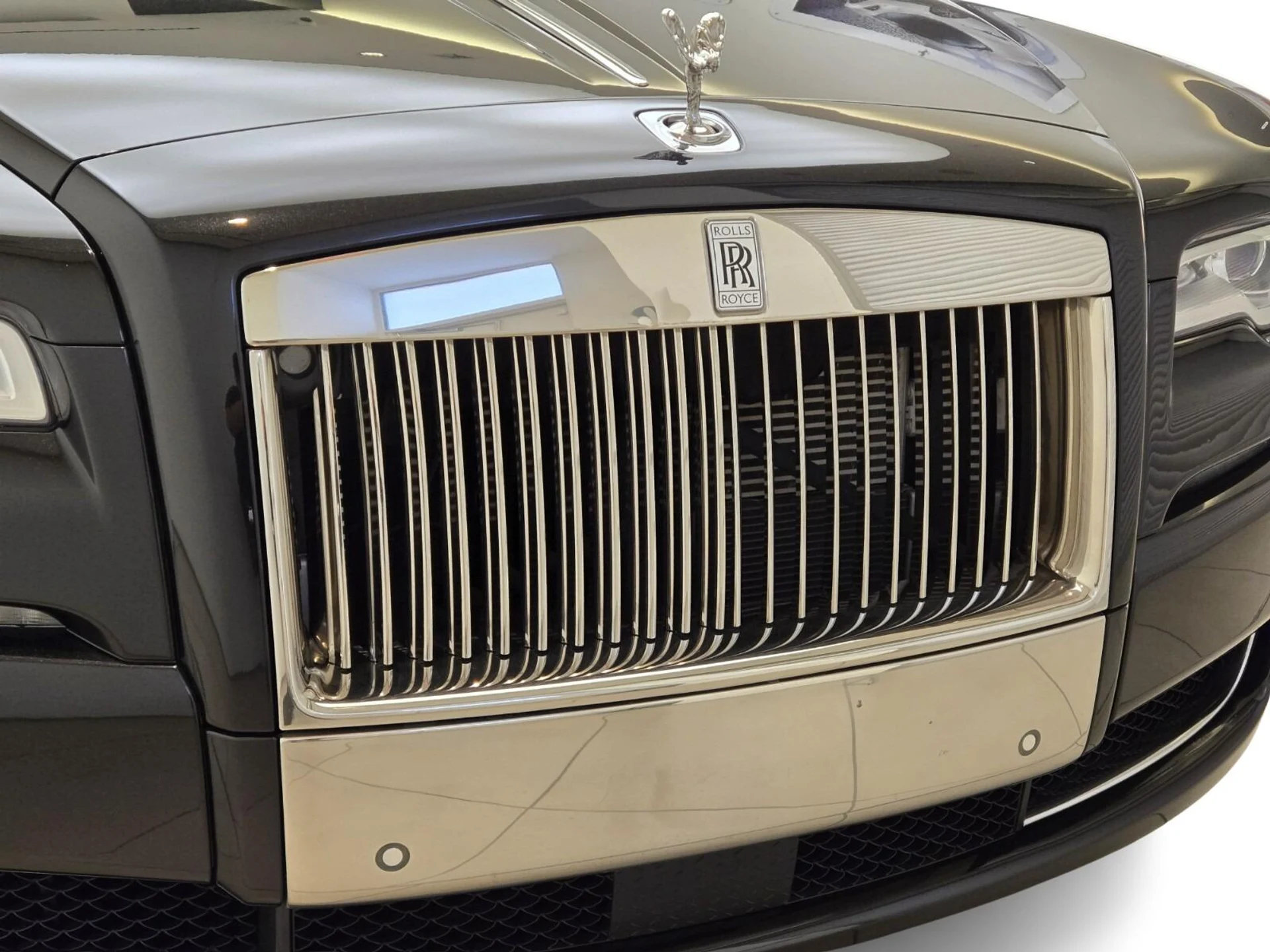 mph009_2773755405_Used_2017_Rolls_Royce_Ghost_1773381580_a93cde6827