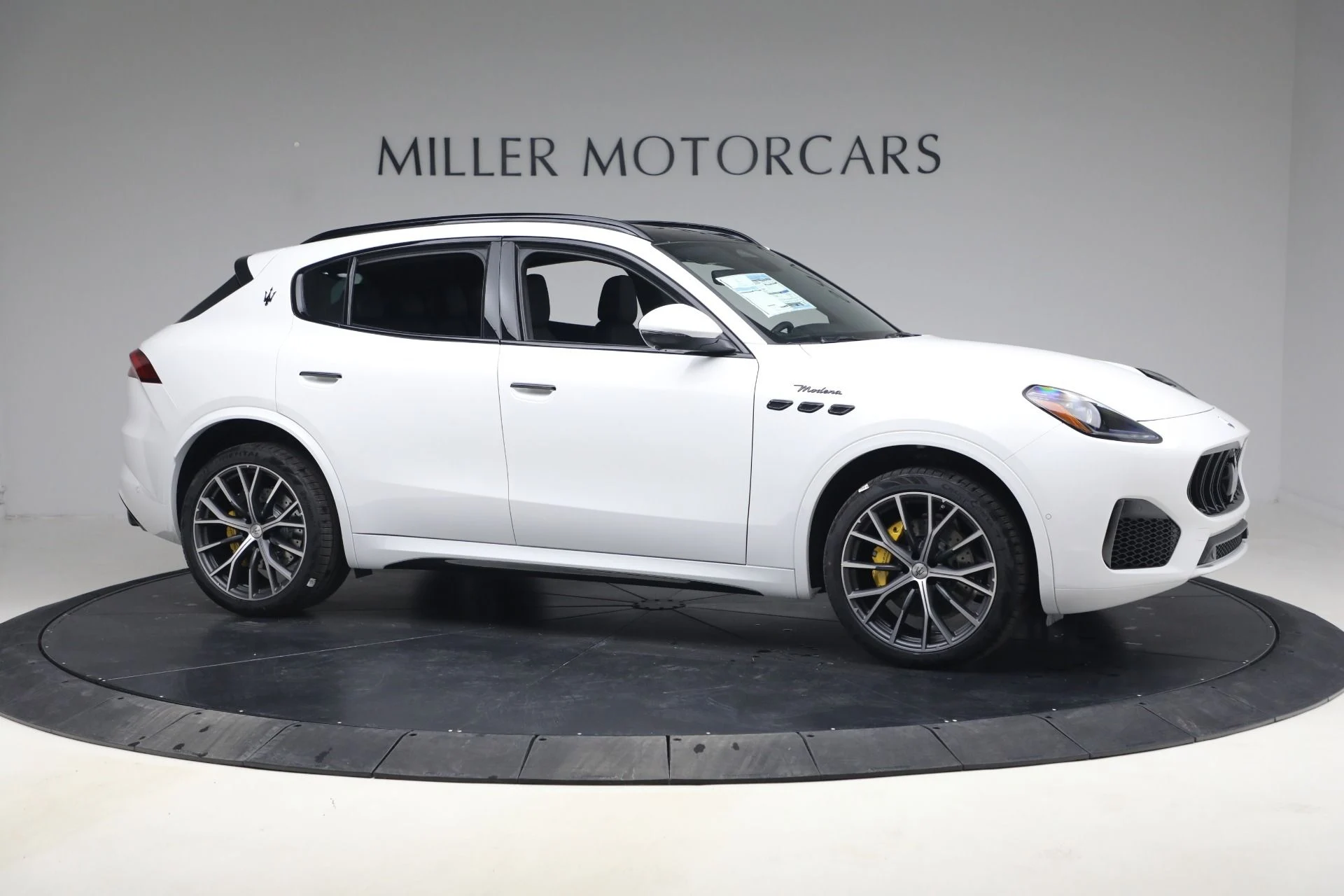 mph009_2778559115_New_2026_Maserati_Grecale_Modena_V6_1774719545_9bd785b9ee