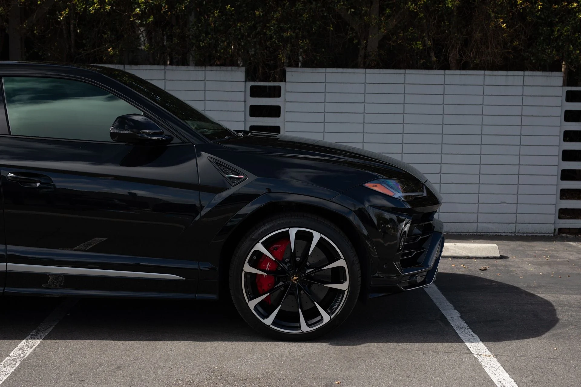 mph009_278613827_Used_2020_Lamborghini_Urus_1739815950_87e16b6707