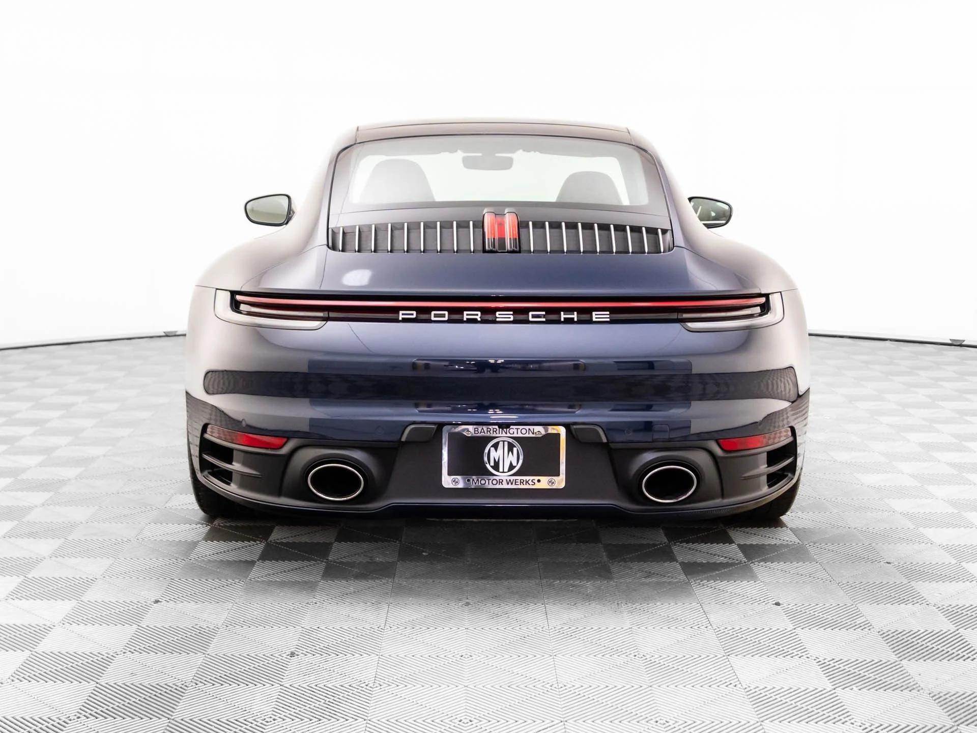 mph009_2791542633_878730b2a768e333d7e701bcaea14b15x_e576491867