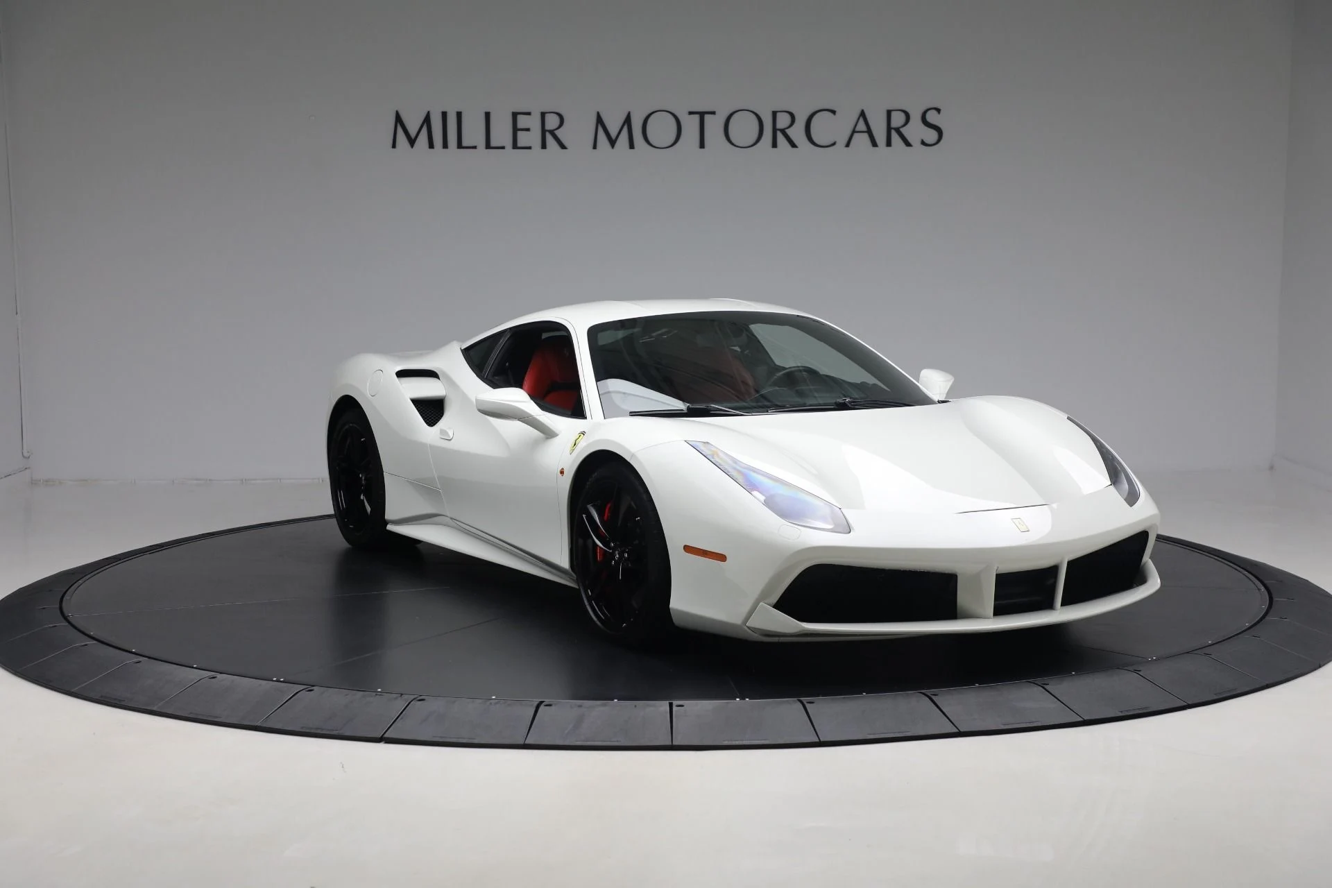 mph009_2794893282_Used_2016_Ferrari_488_GTB_c1e5b58eab