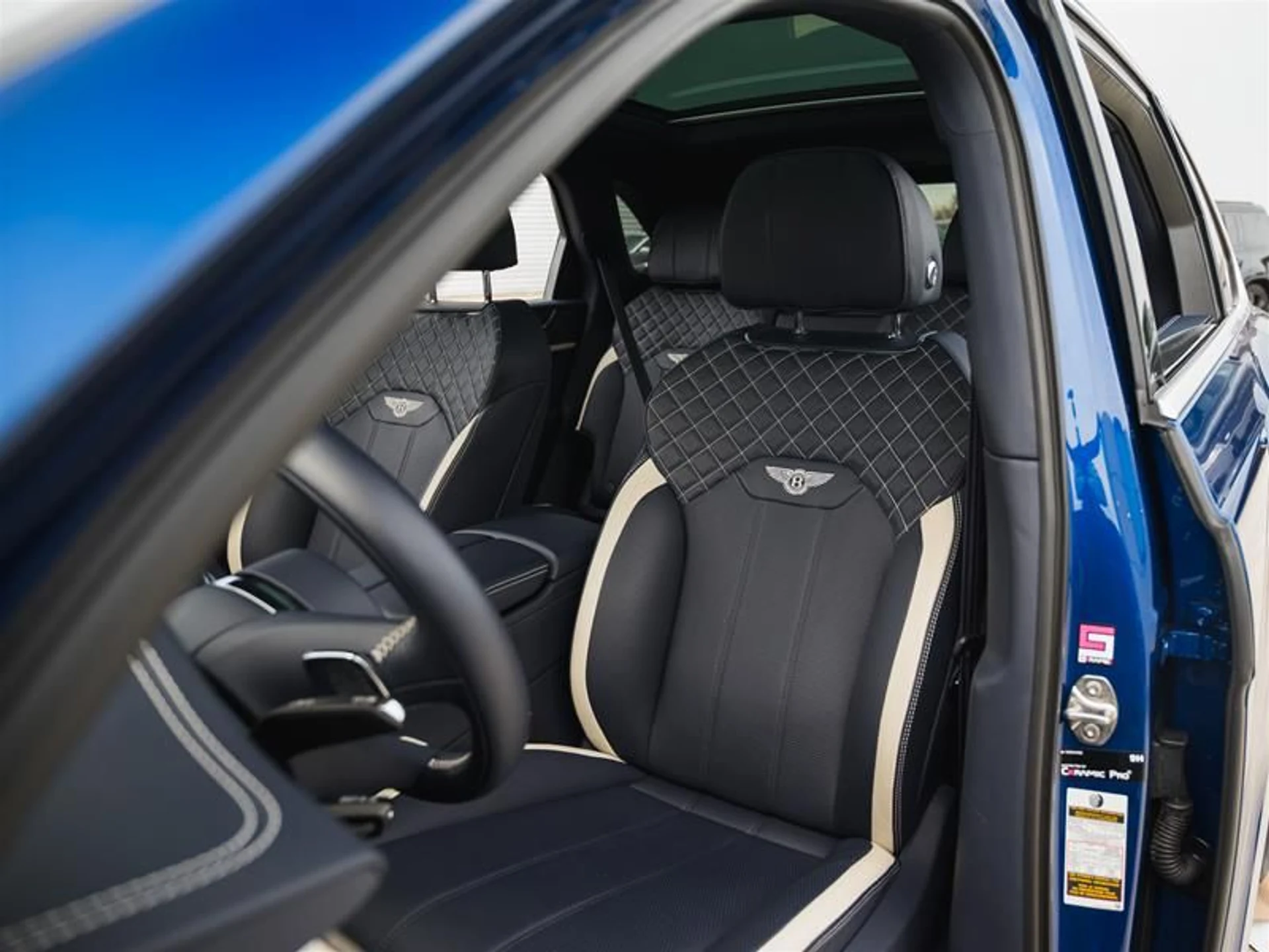 mph009_2794898625_ryammx3k_7cce58af4b