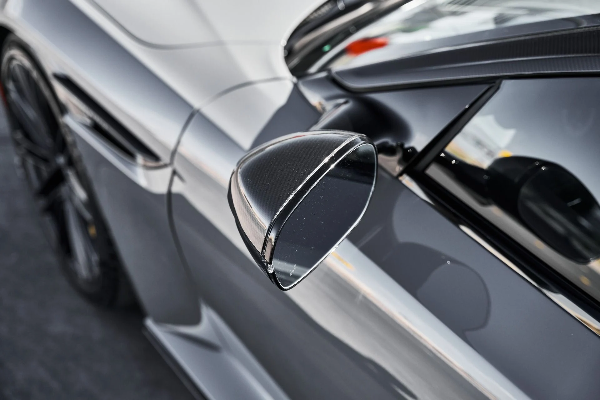 mph009_279967011_Used_2024_Aston_Martin_DB_12_1781813764_8b874ac8d1