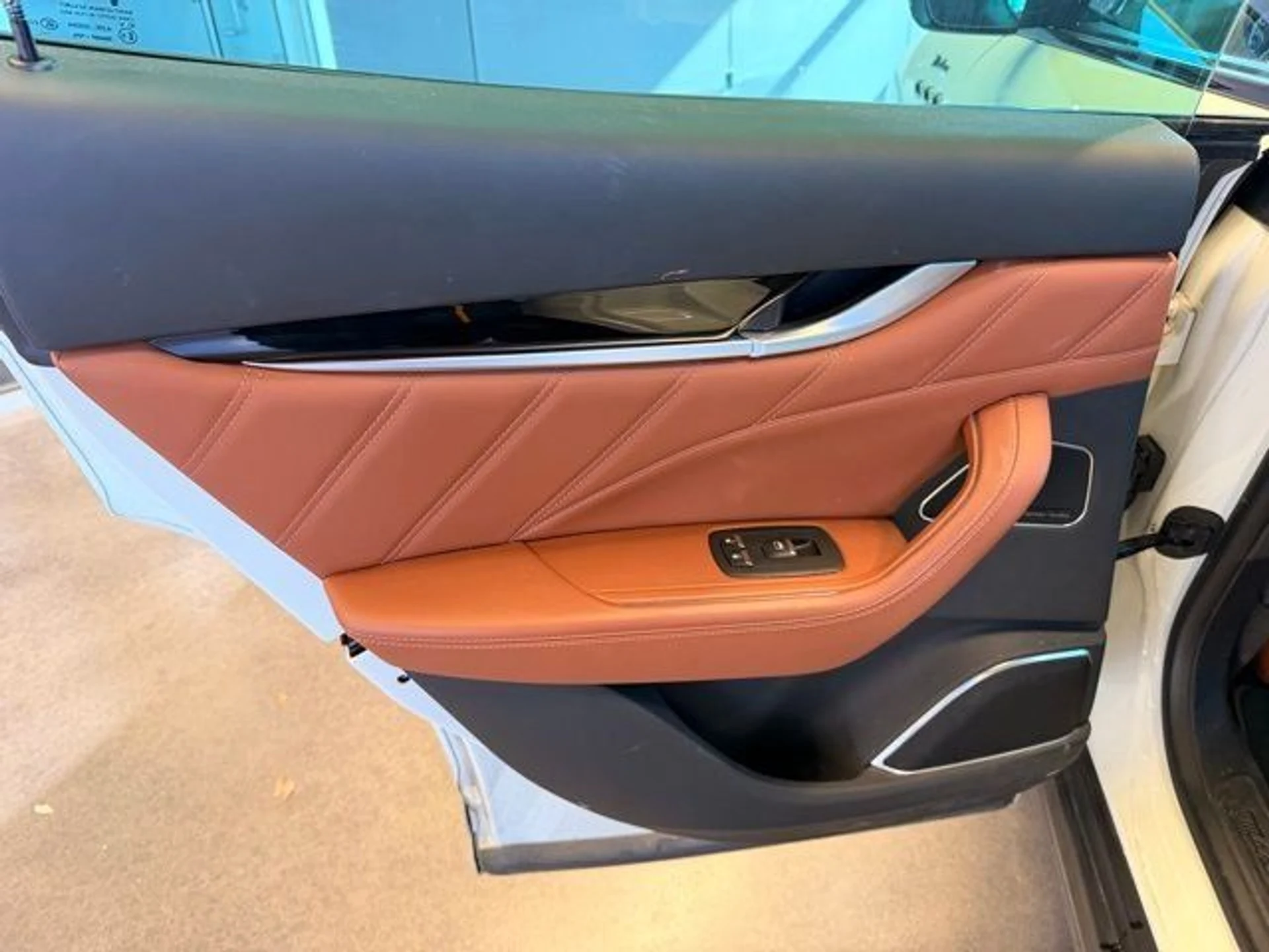 mph009_2809140414_702859ee6fd61d42ce3e437b2e9f2984_f4c96fe9de