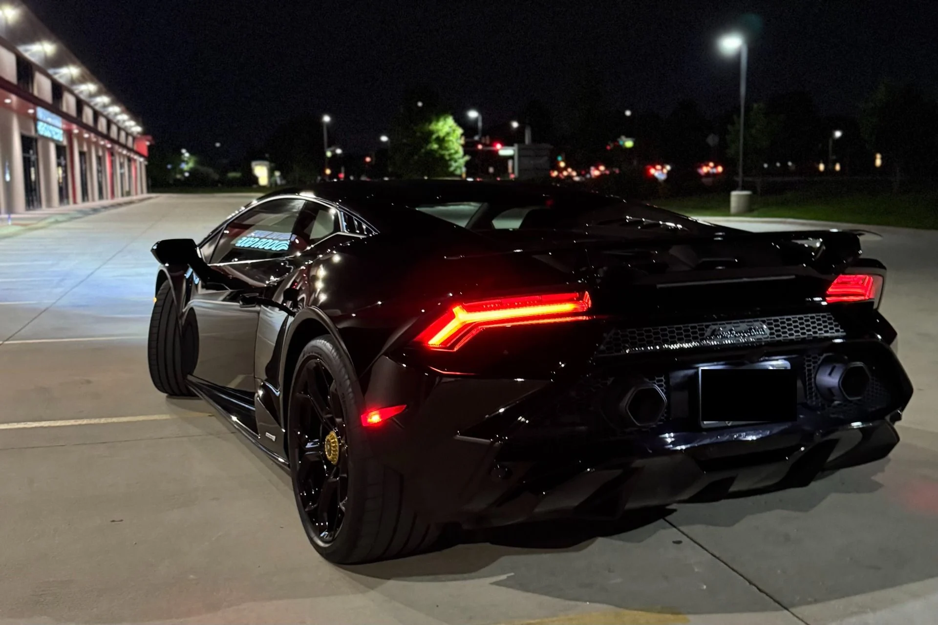mph009_2815697328_Used_2024_Lamborghini_Huracan_Tecnica_1749685909_75805c54db