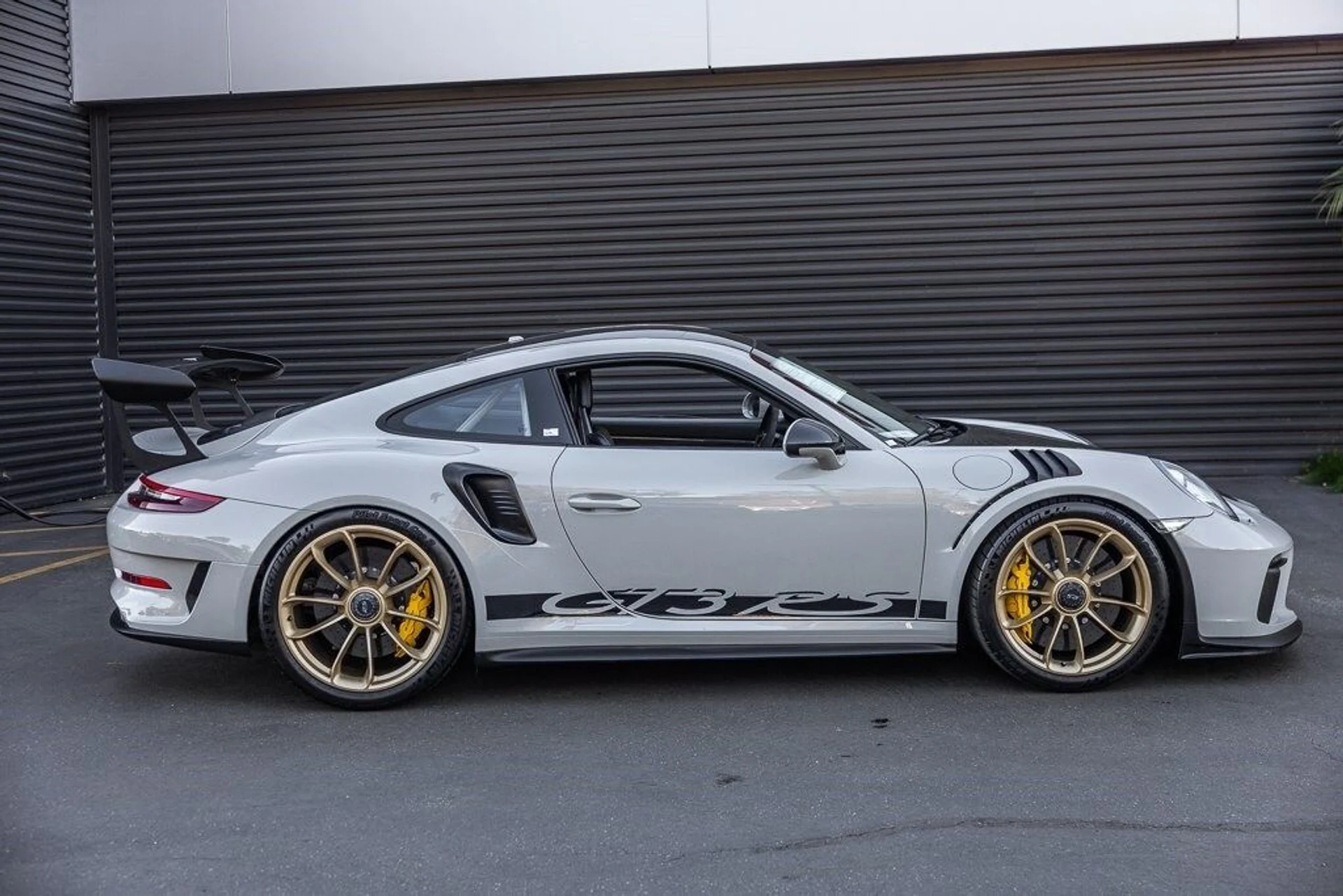 mph009_2817010854_2f6273d27da6e8567c5c3017b735502ax_84db2552ba