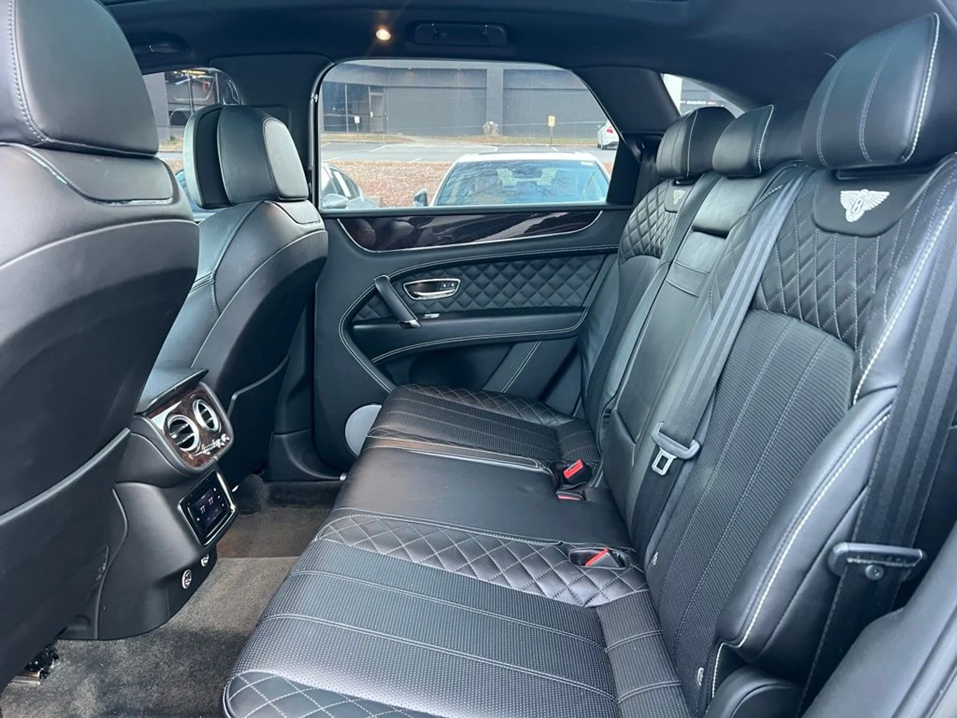 mph009_2843555042_87d083f98525a9663be2caeee56e5421x_ddef2de2aa