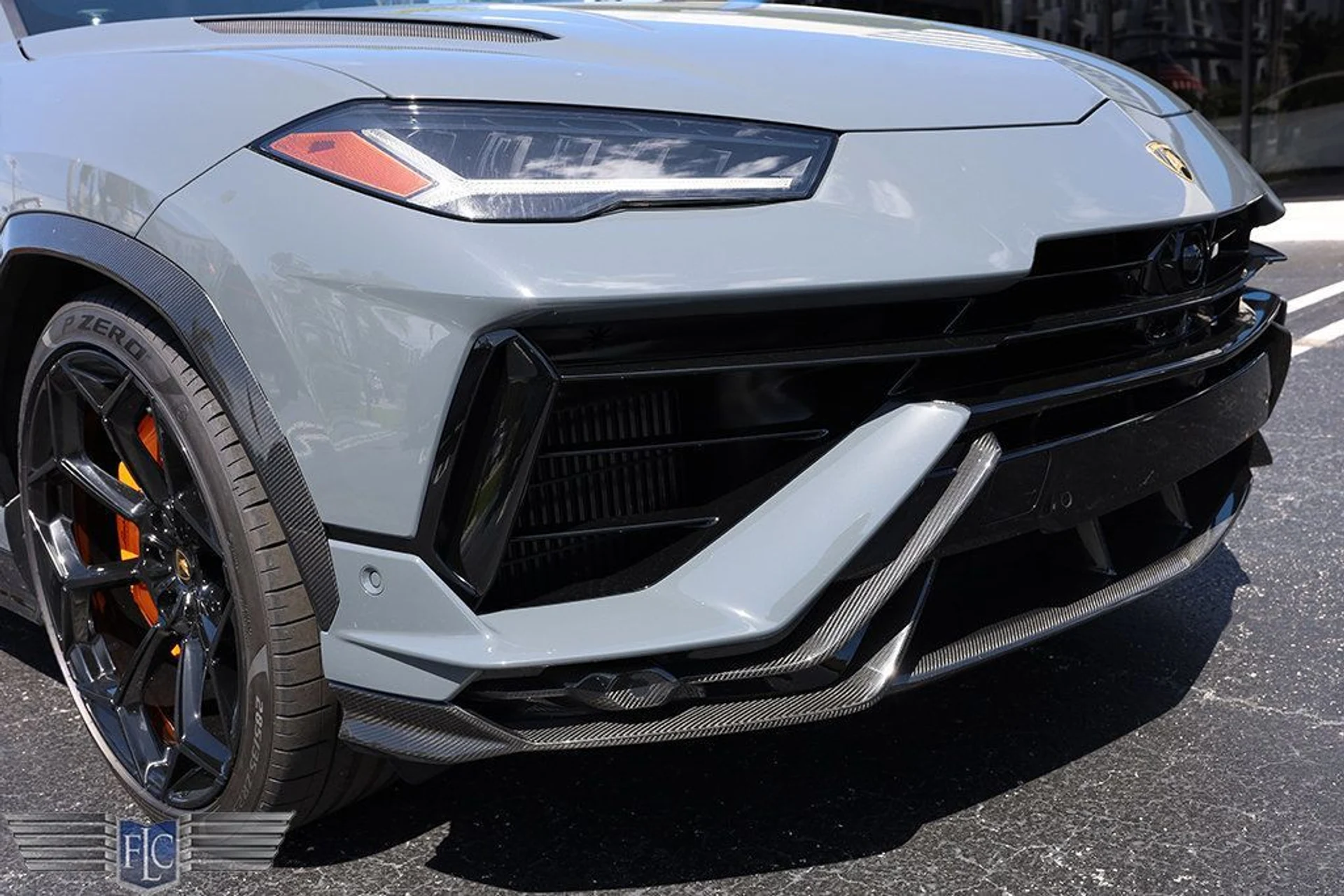 mph009_2849093265_used_2024_lamborghini_urus_performanteawd_6305_23012668_10_1024_a84e0a0e31