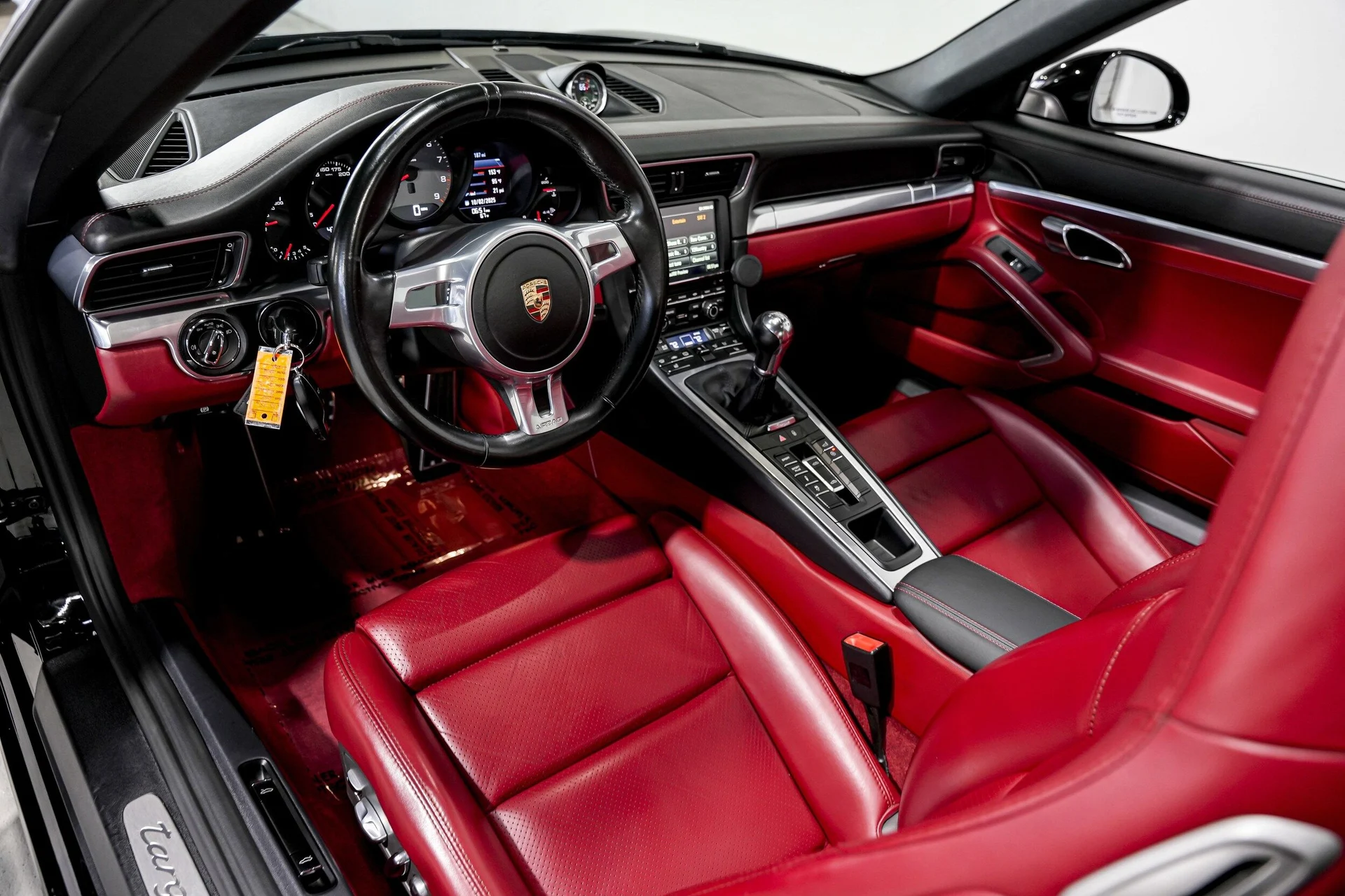 mph009_2851674100_e5798bf6d3fc3403a4caf9f2fdd9868bx_c53e0bc1f3