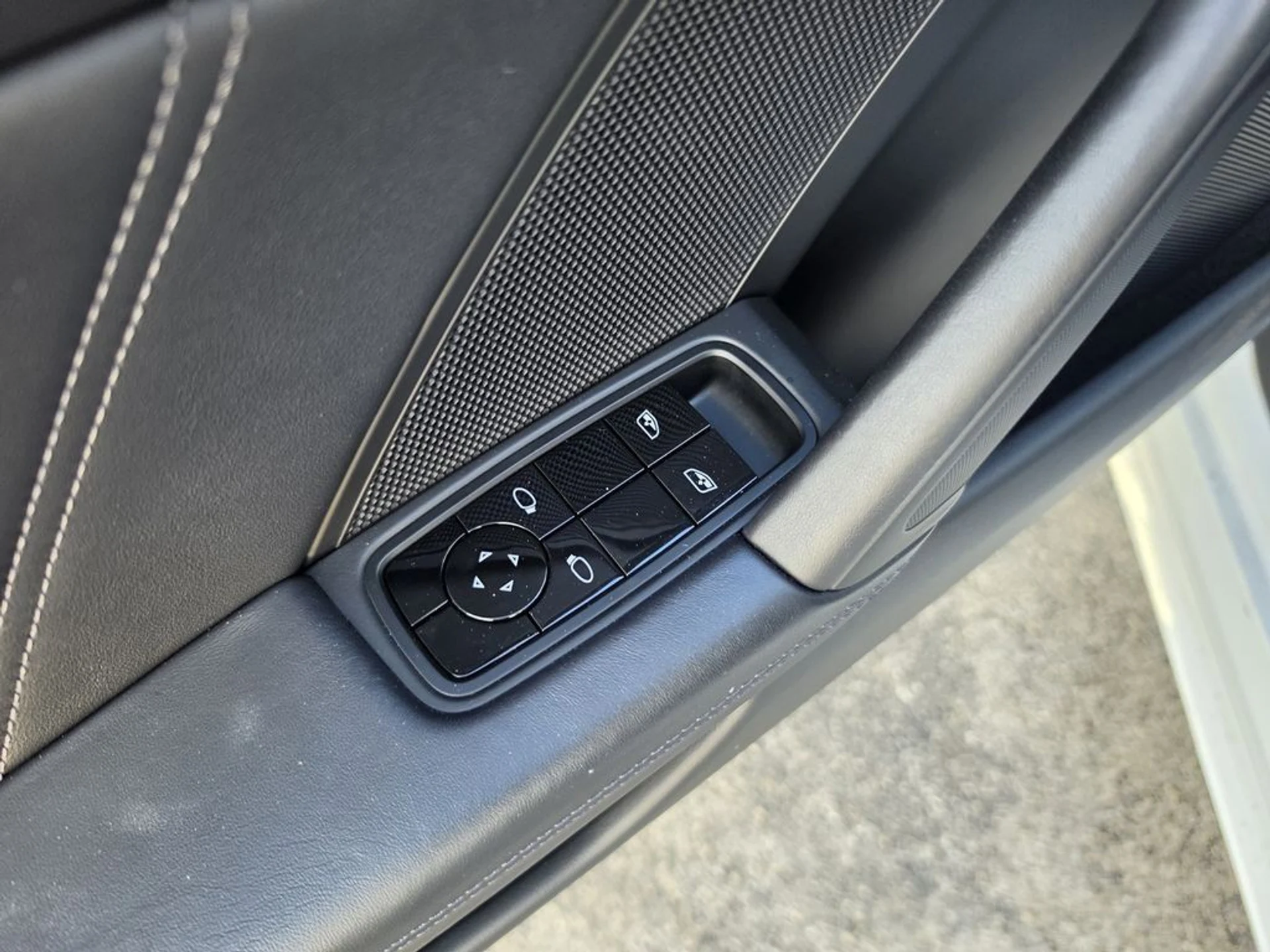 mph009_2855294944_0fe54b4c5f68e71154293982bf025815_0919ed72e6