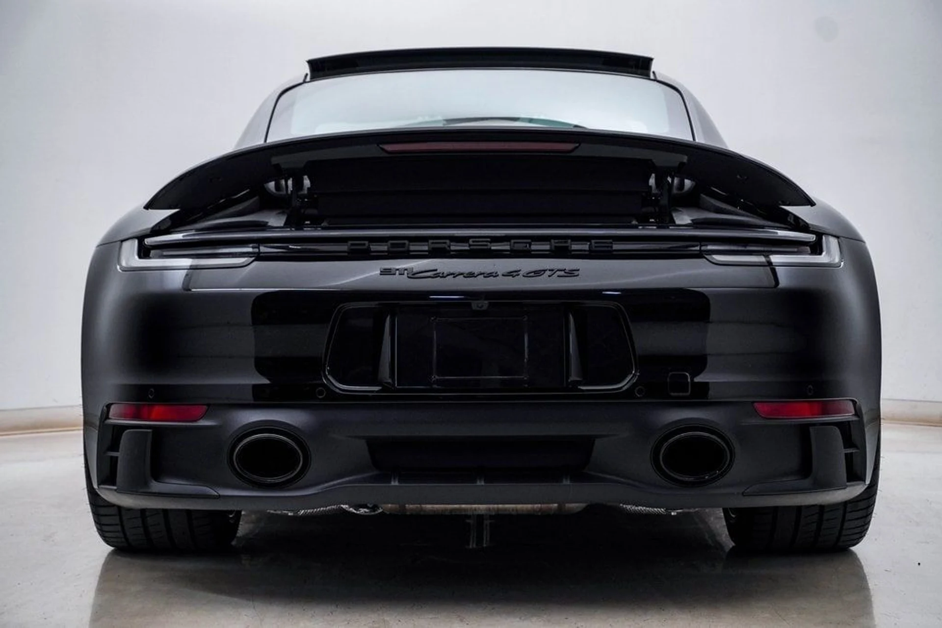 mph009_2868358439_530e4d8e87edb4b19681ff1ea0e28685x_d8ad4cefaf