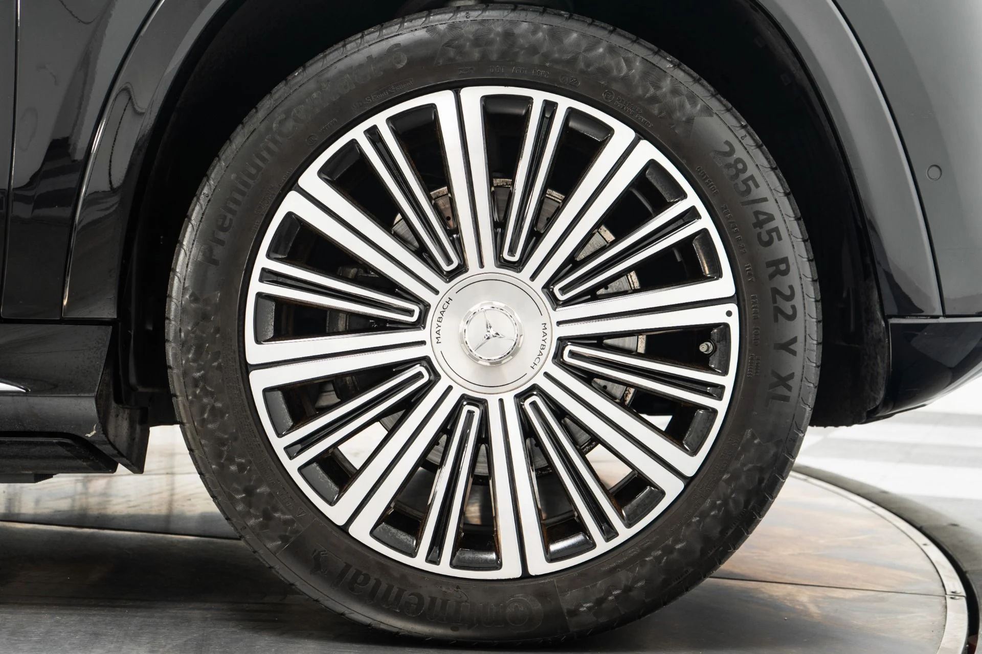 mph009_2872696795_Used_2023_Mercedes_Benz_Mercedes_Maybach_GLS_600_4_MATIC_1757365639_6b61e52dc9
