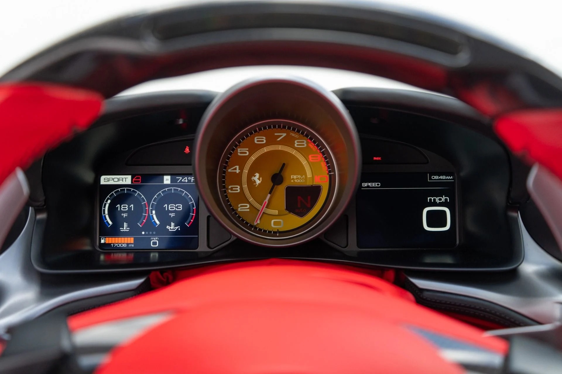 mph009_2876818248_Used_2019_Ferrari_GTC_4_Lusso_1759771823_dad74e4edf