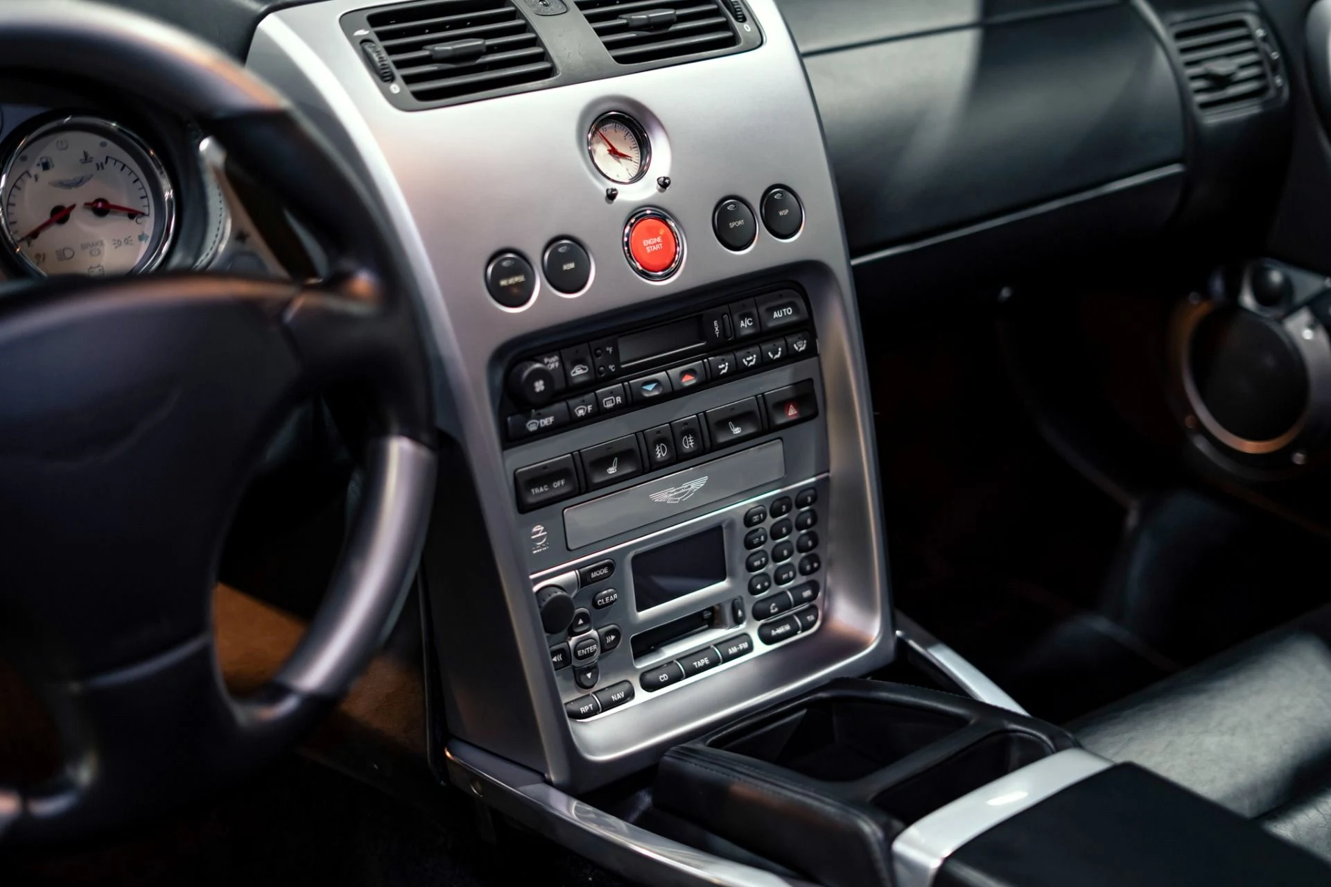 mph009_2885025109_Used_2003_Aston_Martin_V12_Vanquish_1778694278_a89fdc80f9