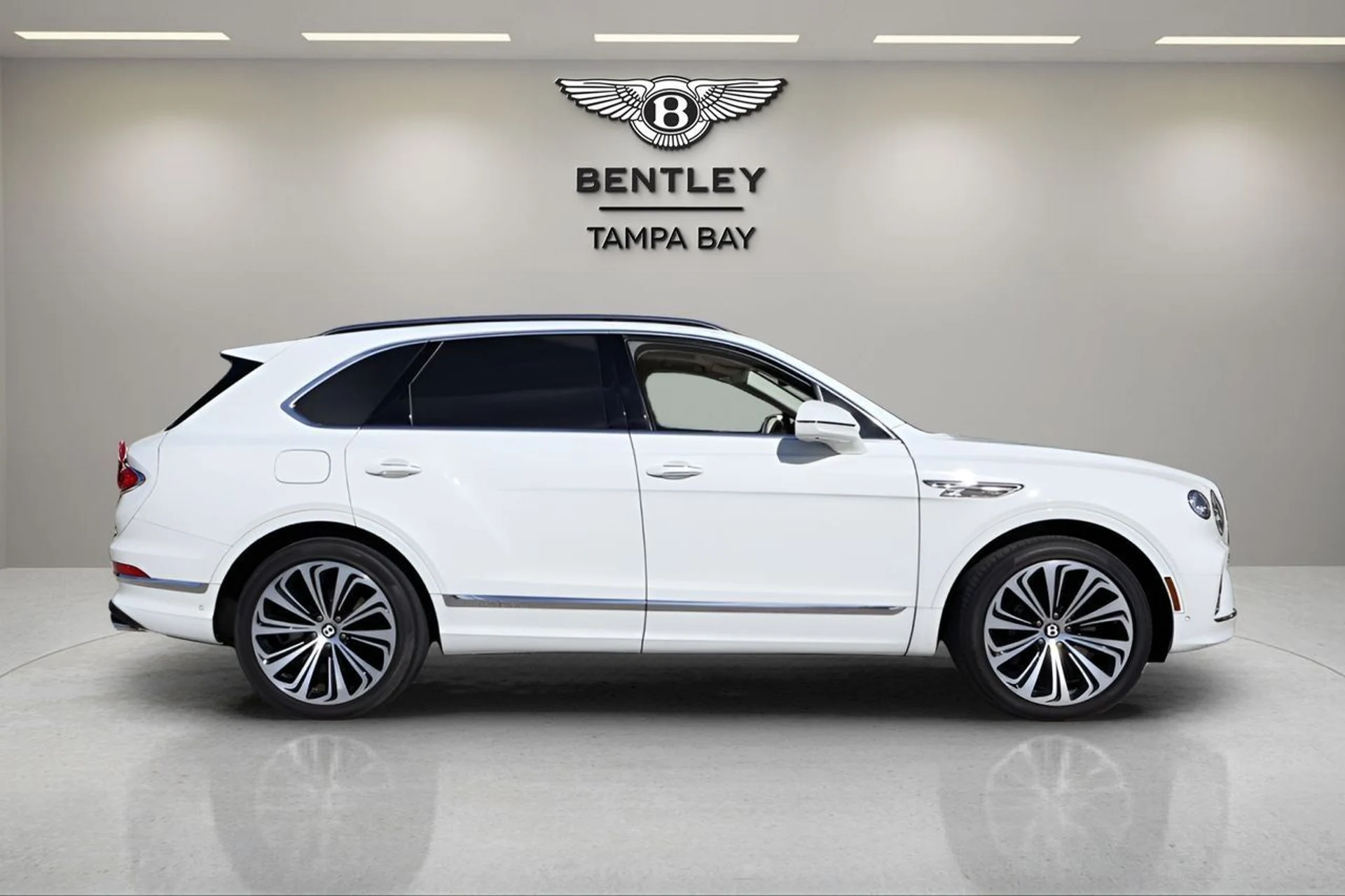 mph009_2888707719_10_4da93a34fb