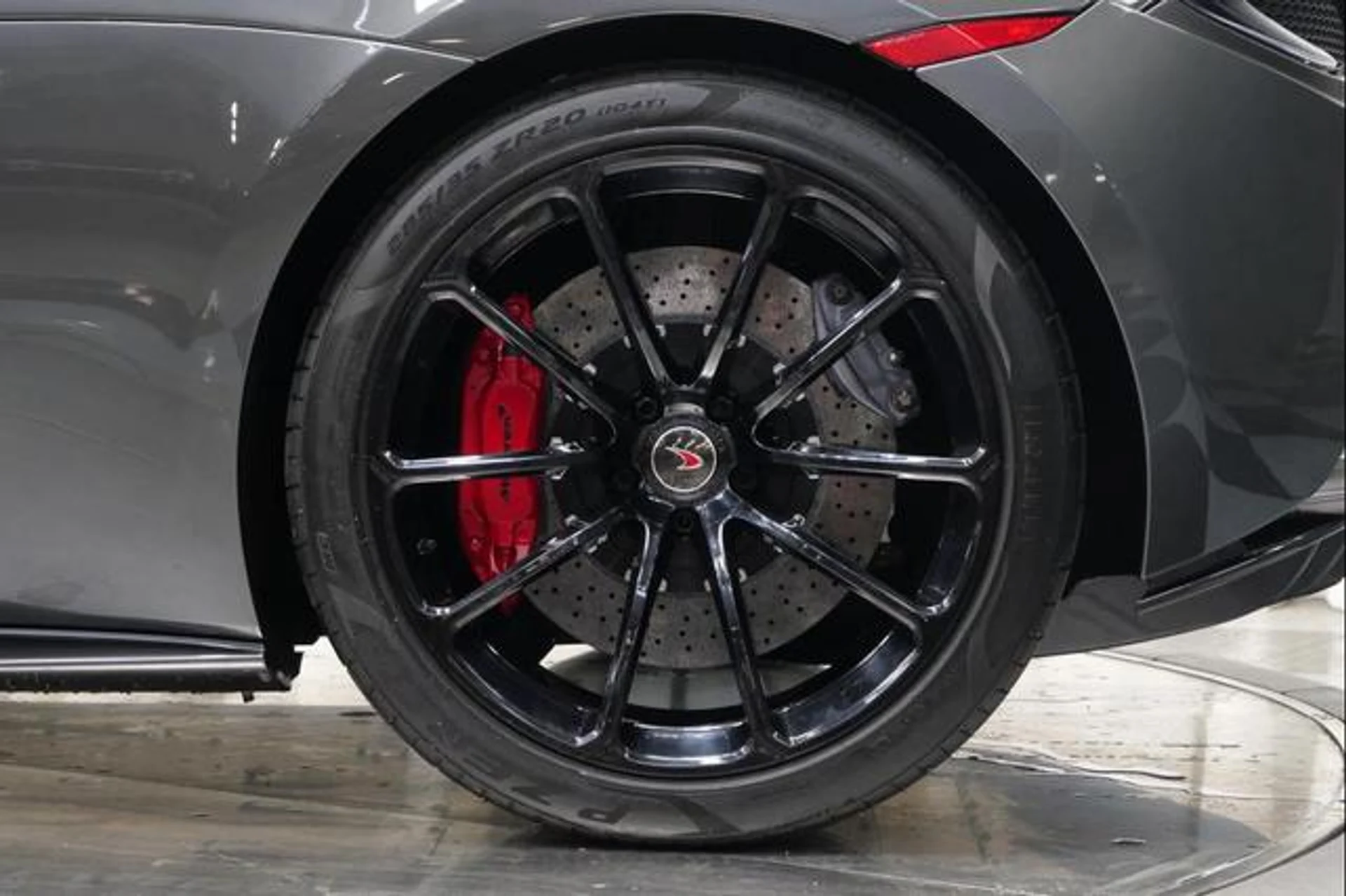 mph009_2894266999_KV_bk_WY_1ff_FA_Je_M_Lj_Mn_Wc6q_DL_2_U_2517626985