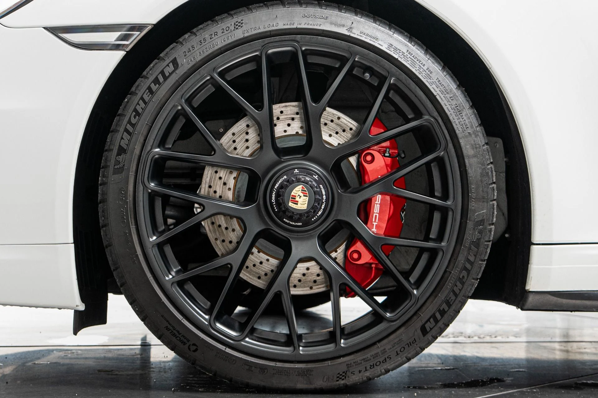 mph009_2895054206_Used_2016_Porsche_911_Carrera_4_GTS_1788386407_520fc33451