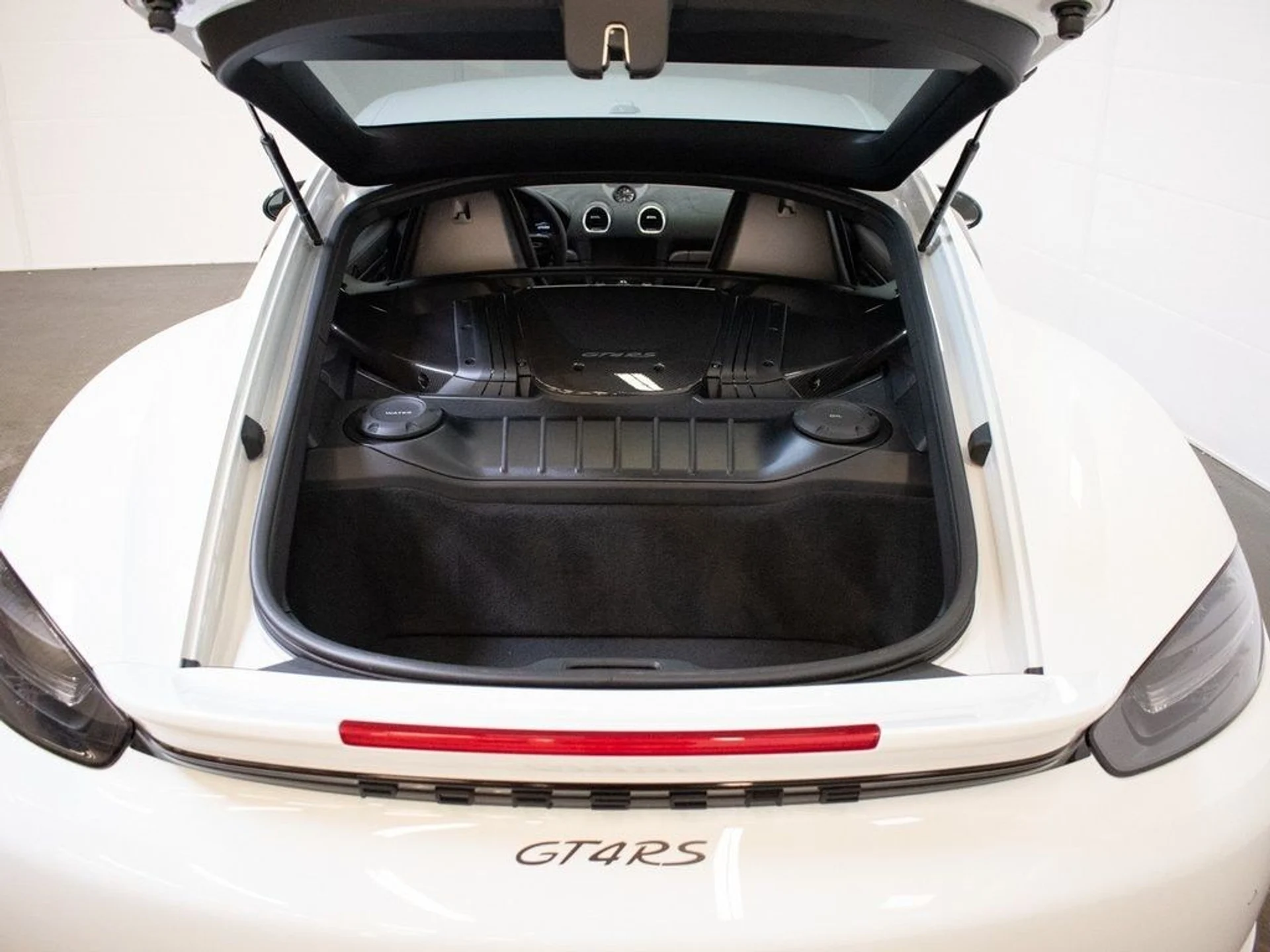 mph009_2902868733_dcf8ca2c3fbb4c68d48b49c815d8156bx_548a0dada8