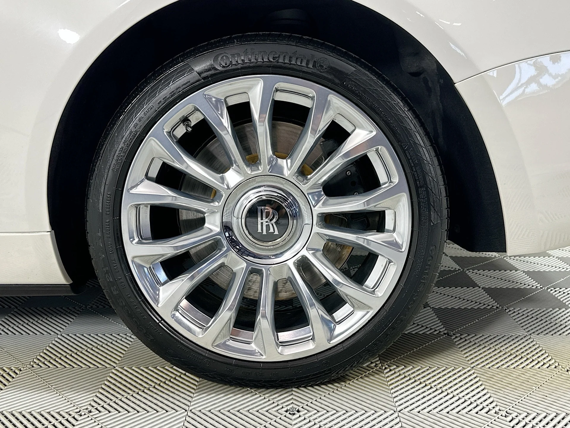 mph009_2906246274_10_5e8a2d432d