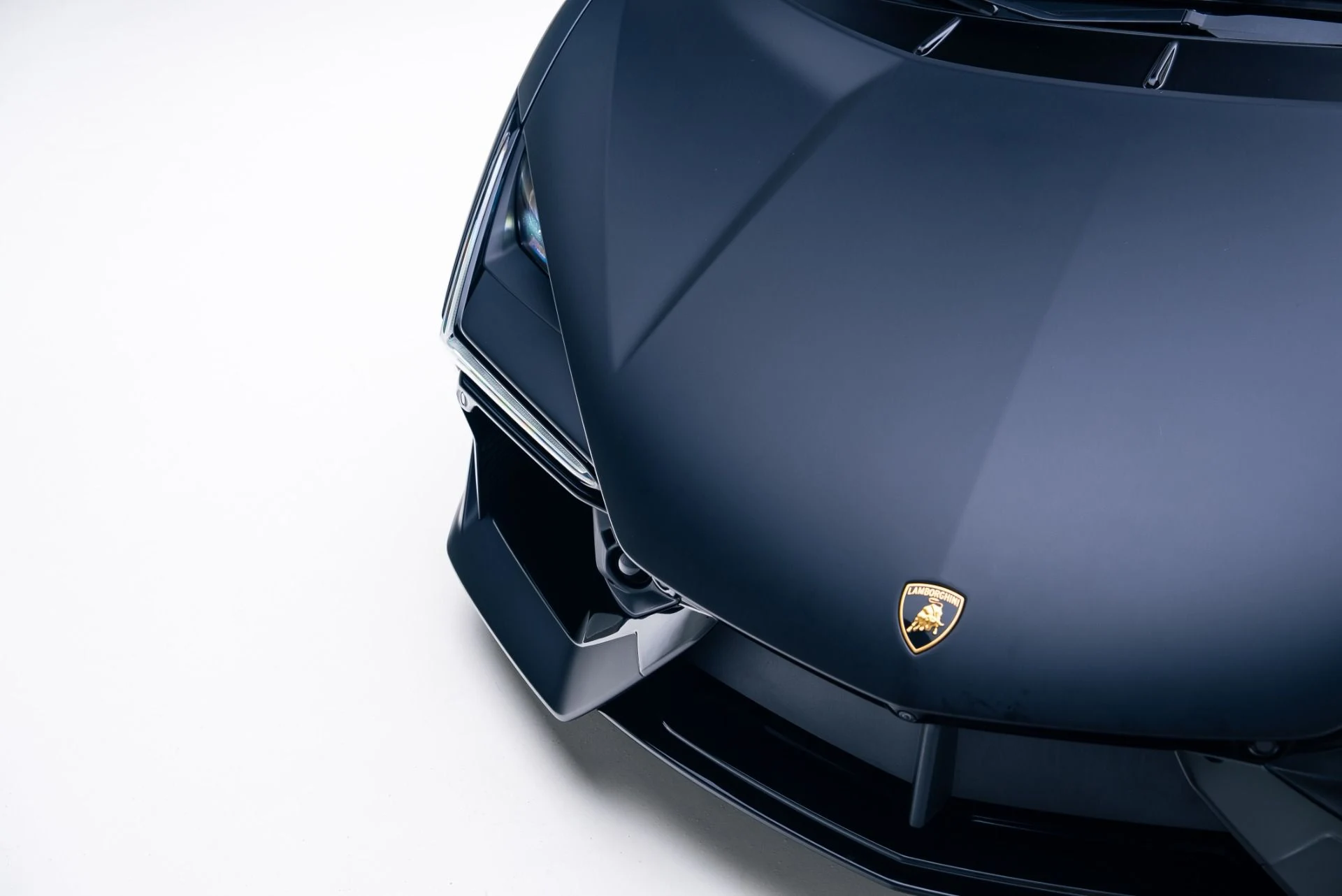 mph009_2912297939_Used_2024_Lamborghini_Revuelto_1764709282_087dc86fe7