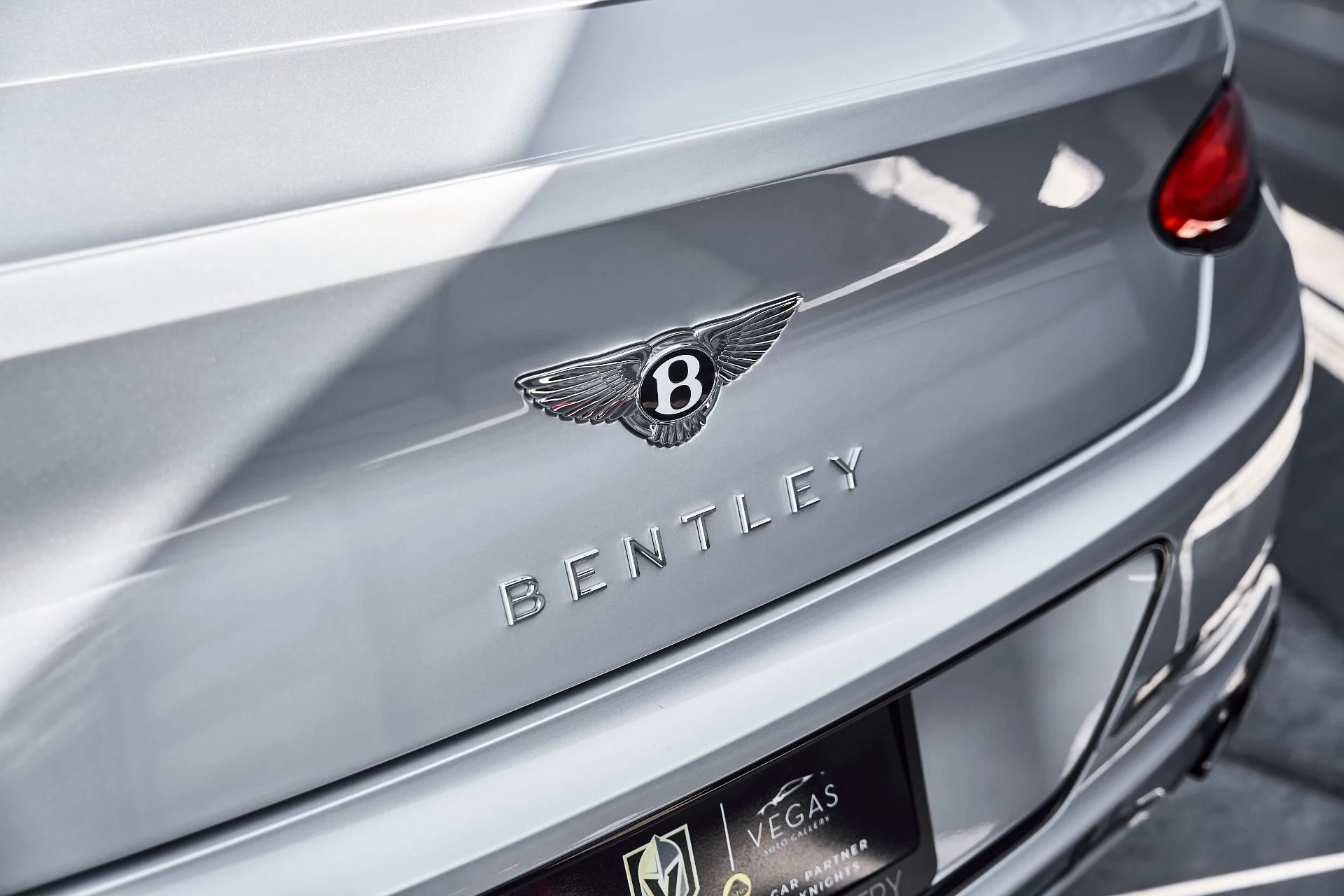 mph009_2918047854_Used_2021_Bentley_Continental_GT_V8_1780213325_f8c0632a36