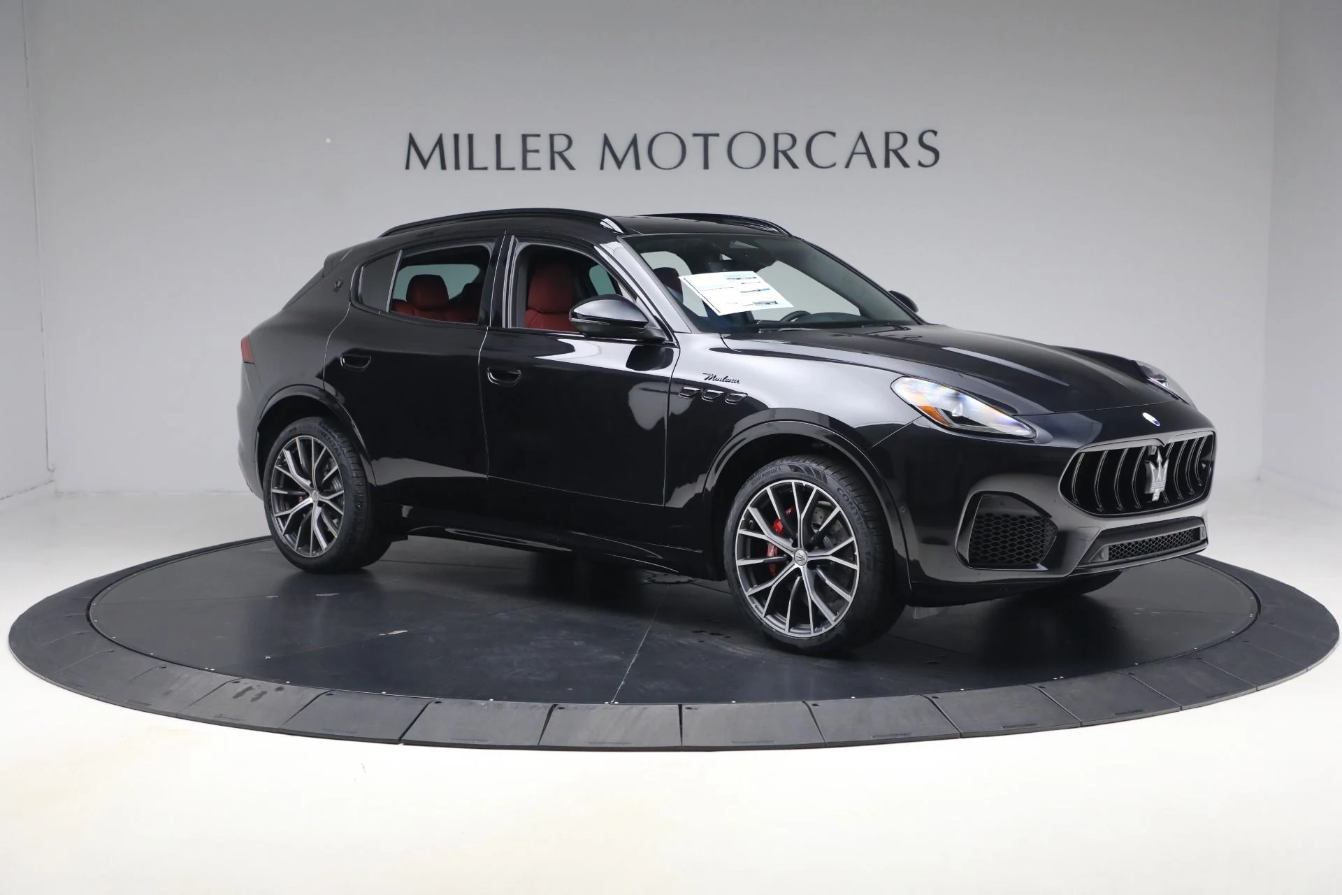mph009_2923584774_New_2026_Maserati_Grecale_Modena_1768925771_9bc4387bac