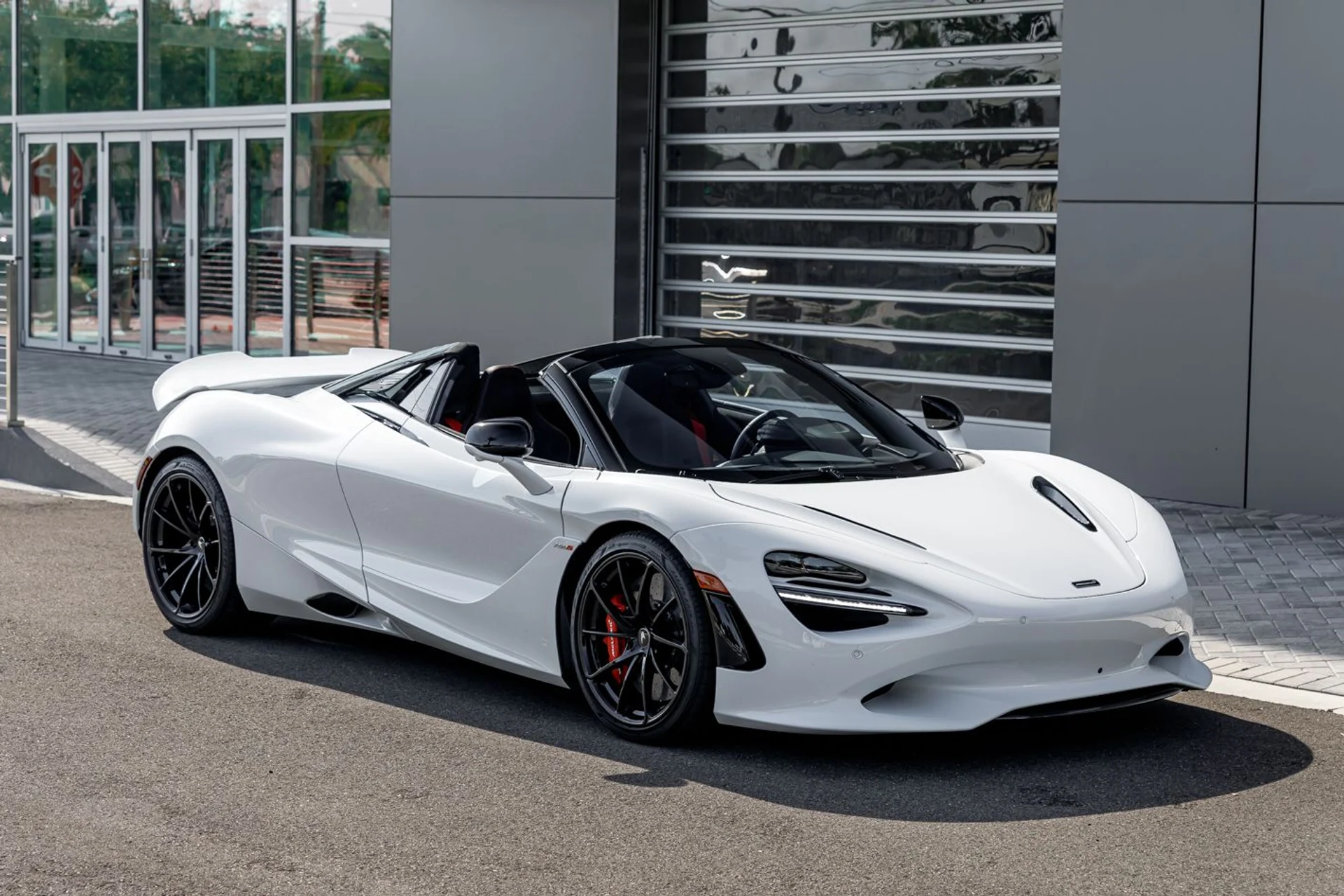 mph009_2926478810_Used_2024_Mc_Laren_750_S_Spider_4b1ff86185