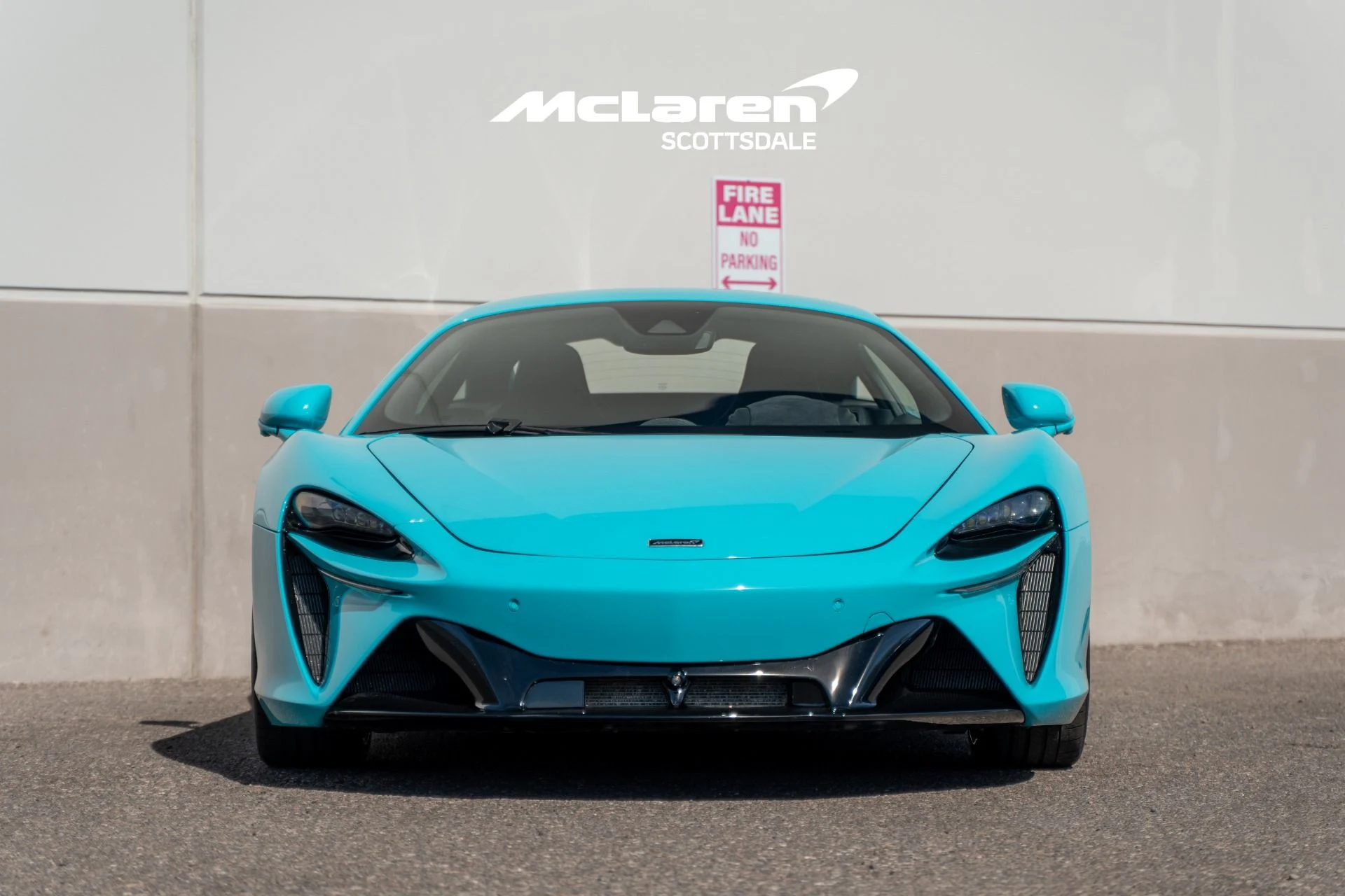 mph009_2931226927_Used_2024_MCLAREN_ARTURA_1769657486_0354c63847