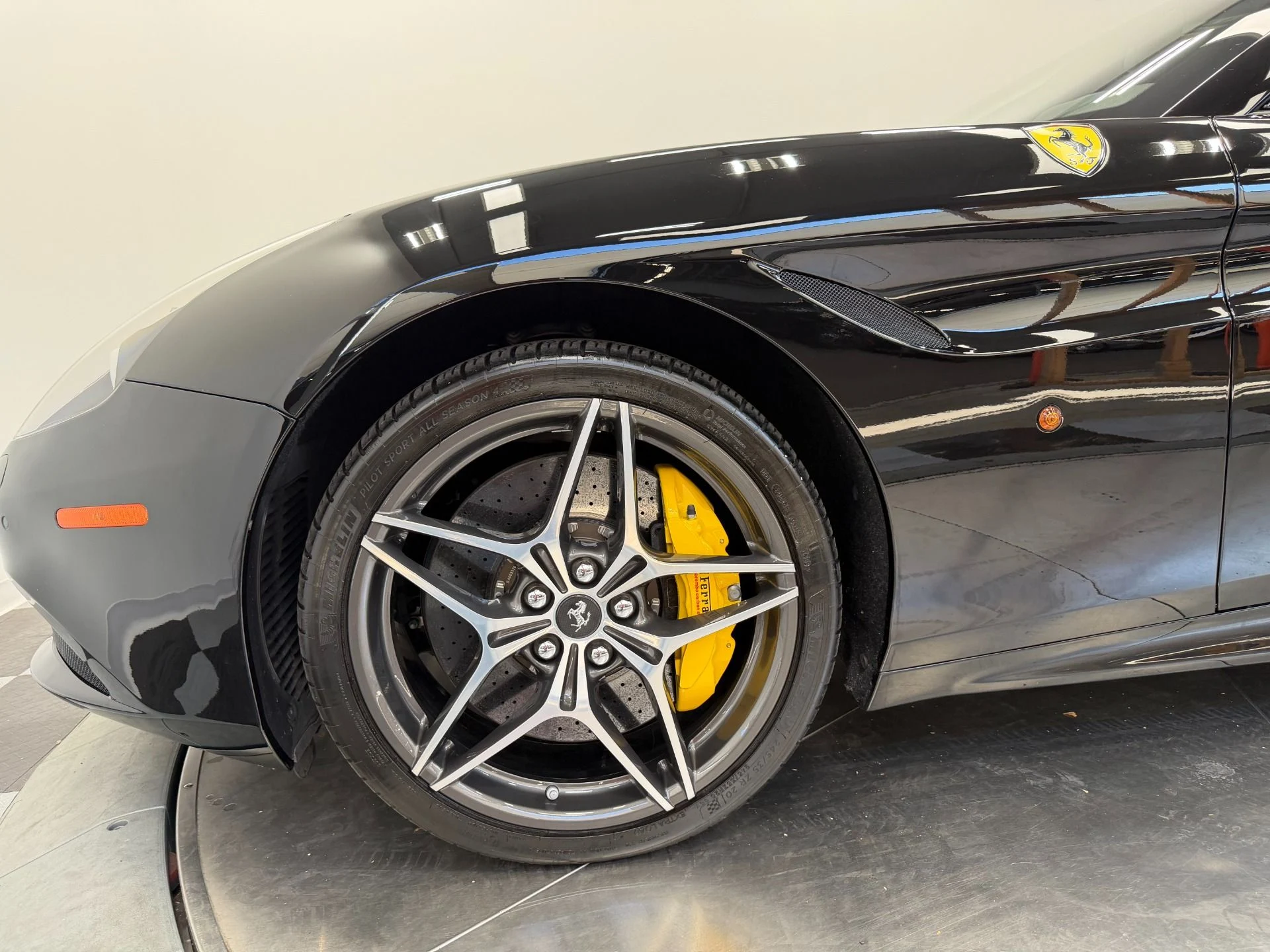 mph009_2941686590_Used_2016_Ferrari_California_T_Carbon_Fiber_Driving_Zone_Twin_Turbo_Power_1782147387_d32f43c313