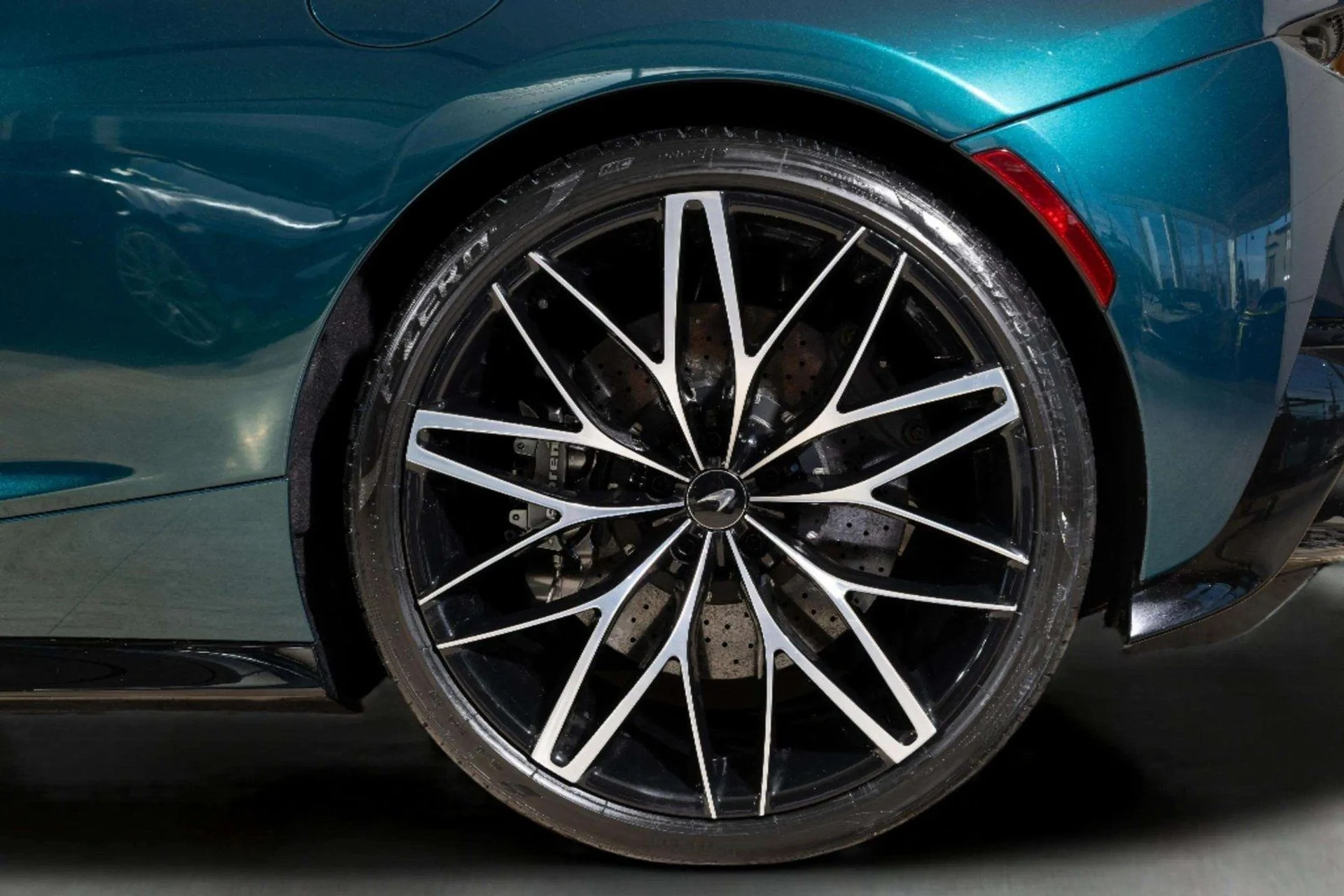 mph009_2945773365_image_10_a9918443a8