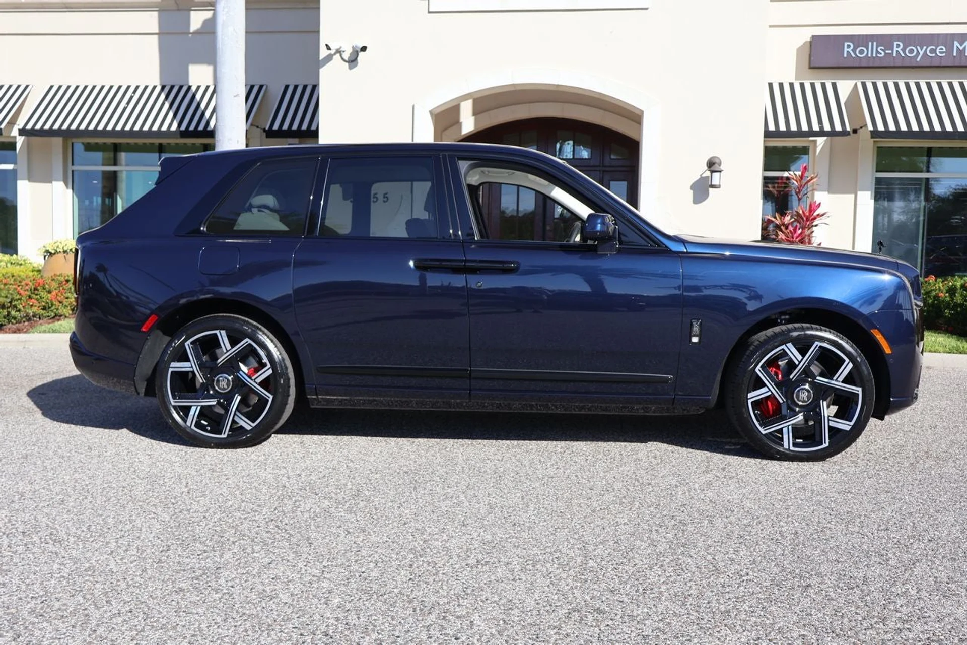 mph009_2951926655_10_9f8ed4b35c