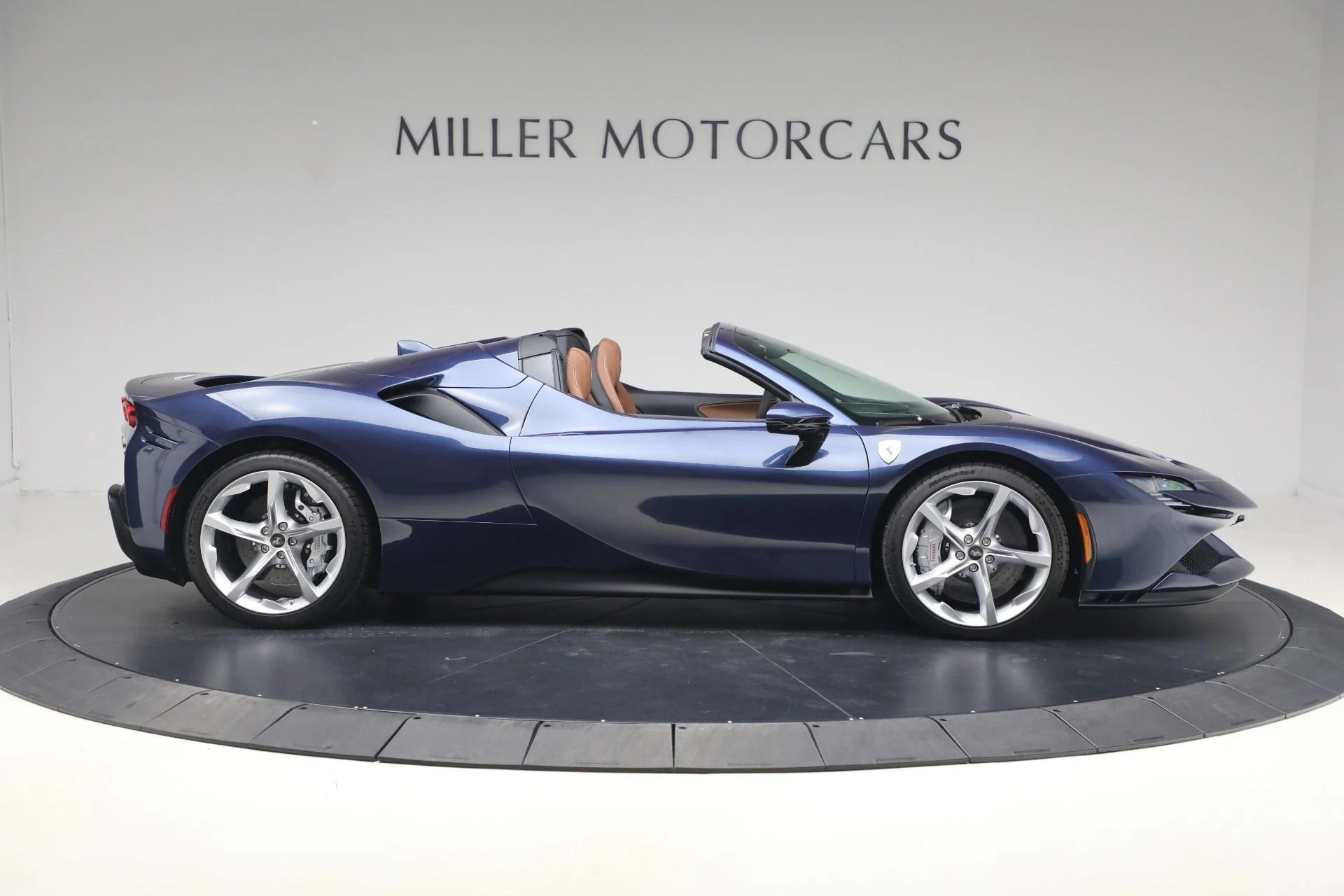 mph009_2954147166_Used_2024_Ferrari_SF_90_Spider_1768605776_9dfd1bbe27