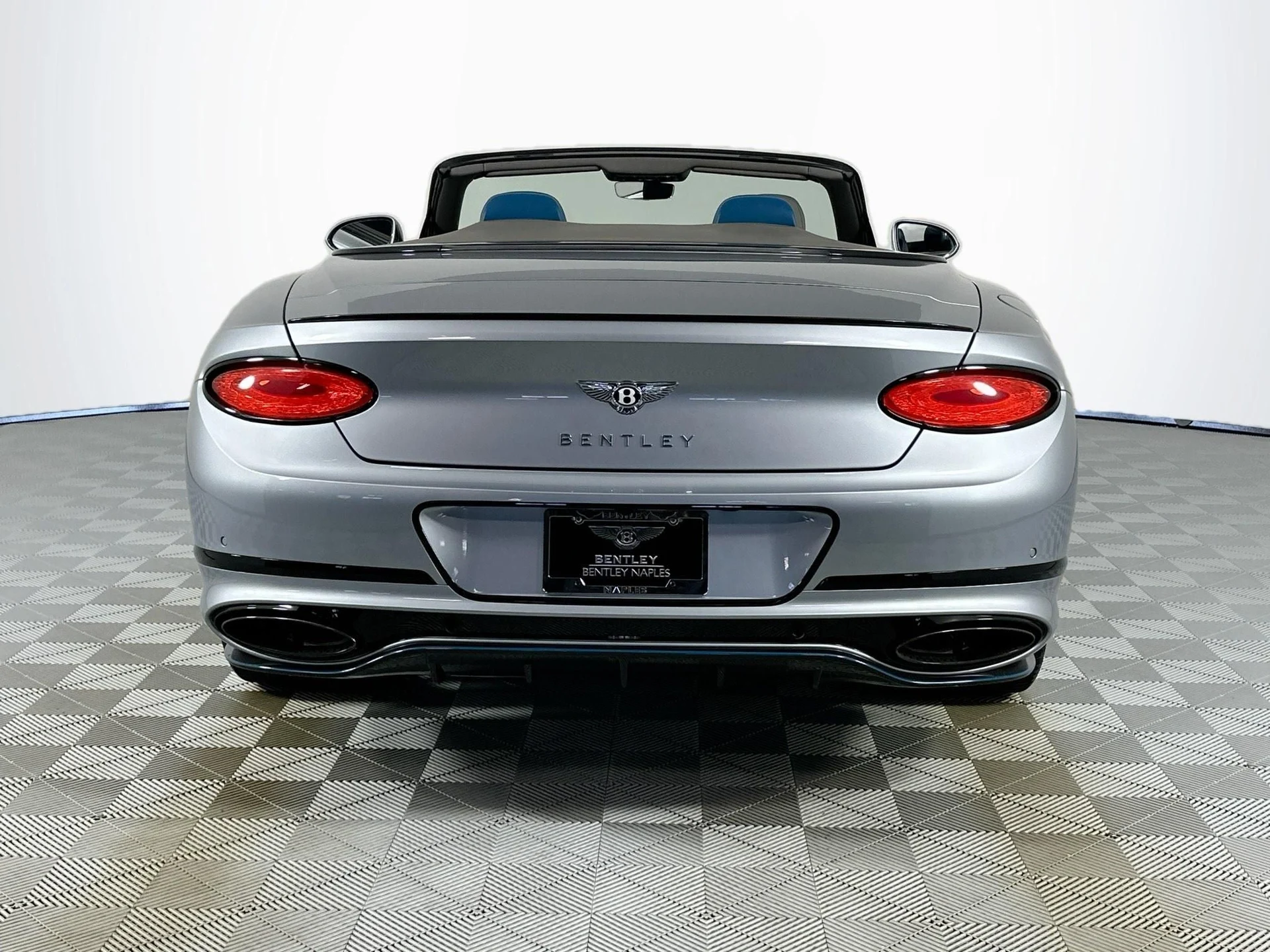 mph009_2955066518_10_0dd9fc3187