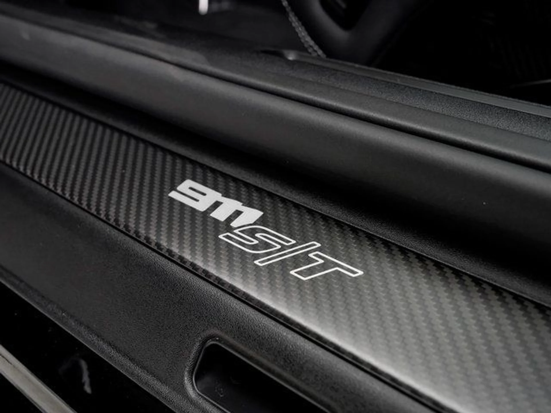 mph009_295780917_5863bf9cc5426bea1f8f2d86ad718223_8f37e49ef4